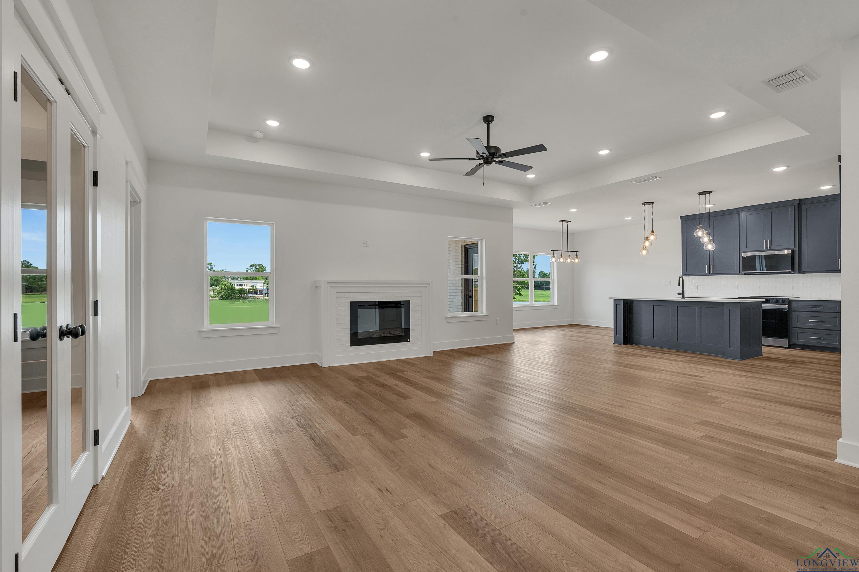 1507 Wellington Lane, Longview, Texas image 7