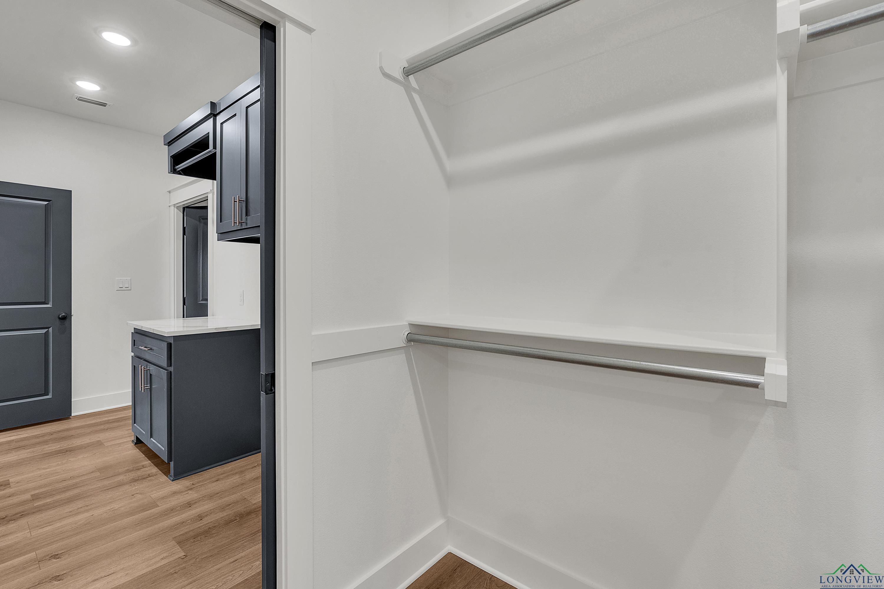 1507 Wellington Lane, Longview, Texas image 36
