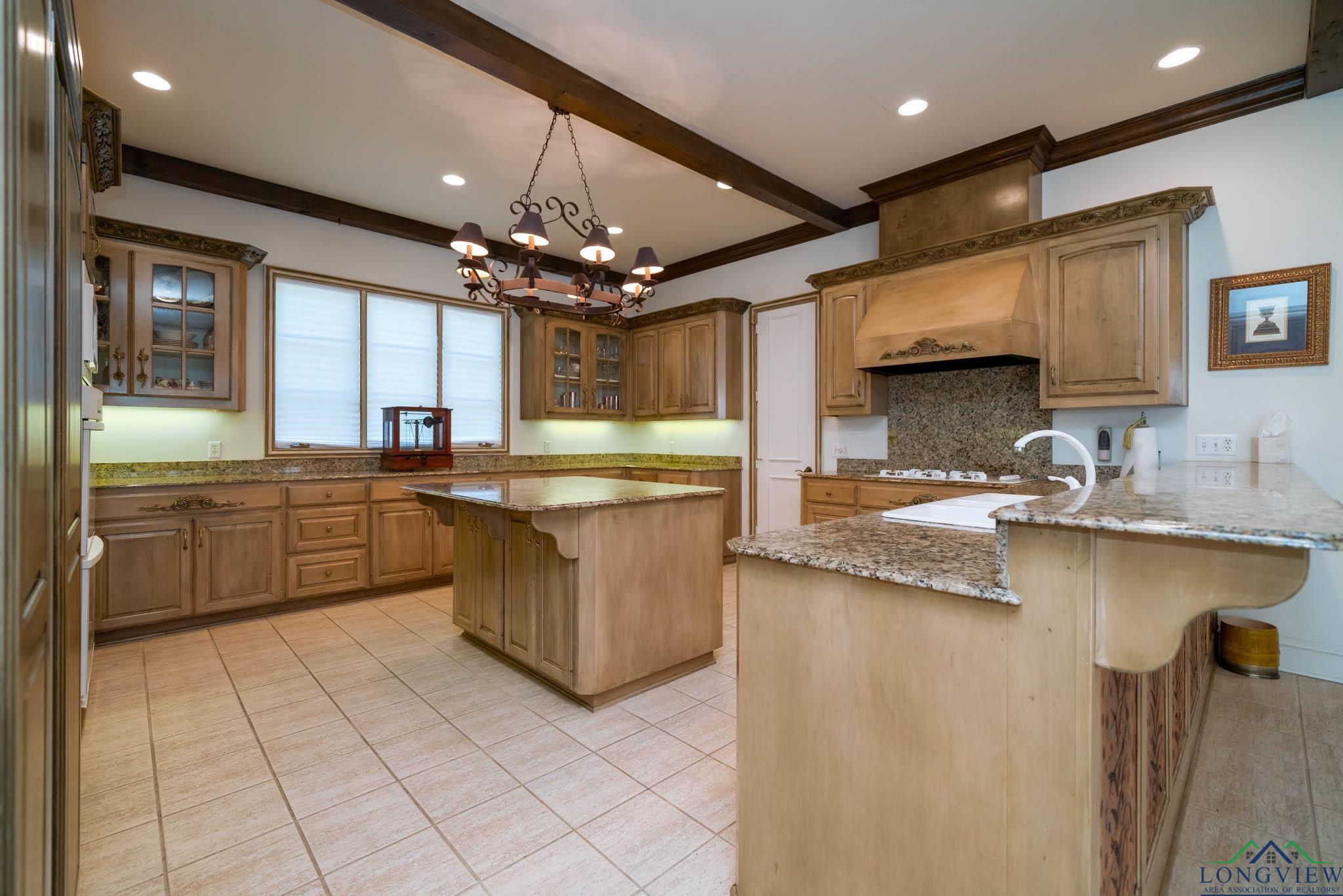 102 Hunters Creek Dr, Longview, Texas image 24