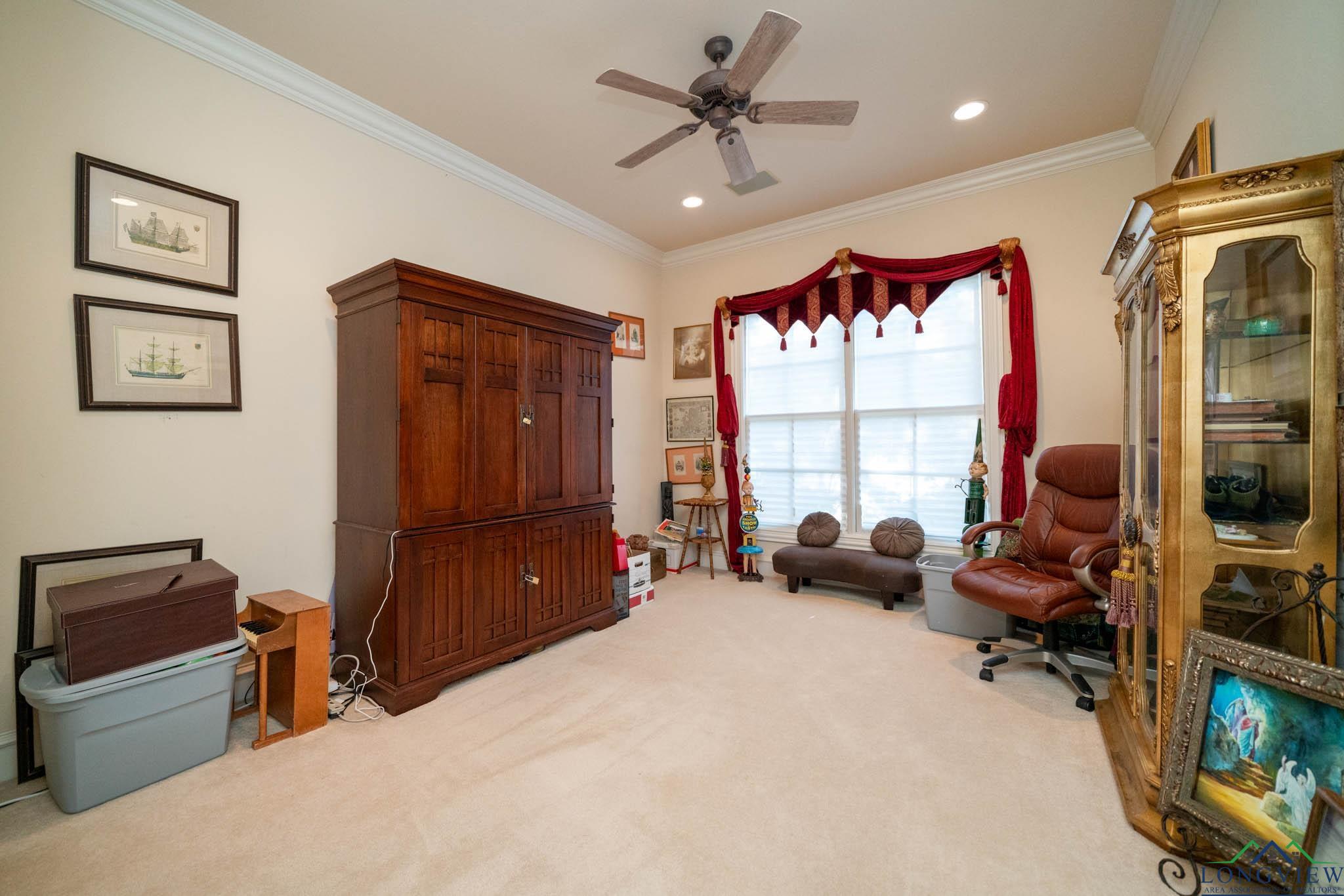 102 Hunters Creek Dr, Longview, Texas image 3