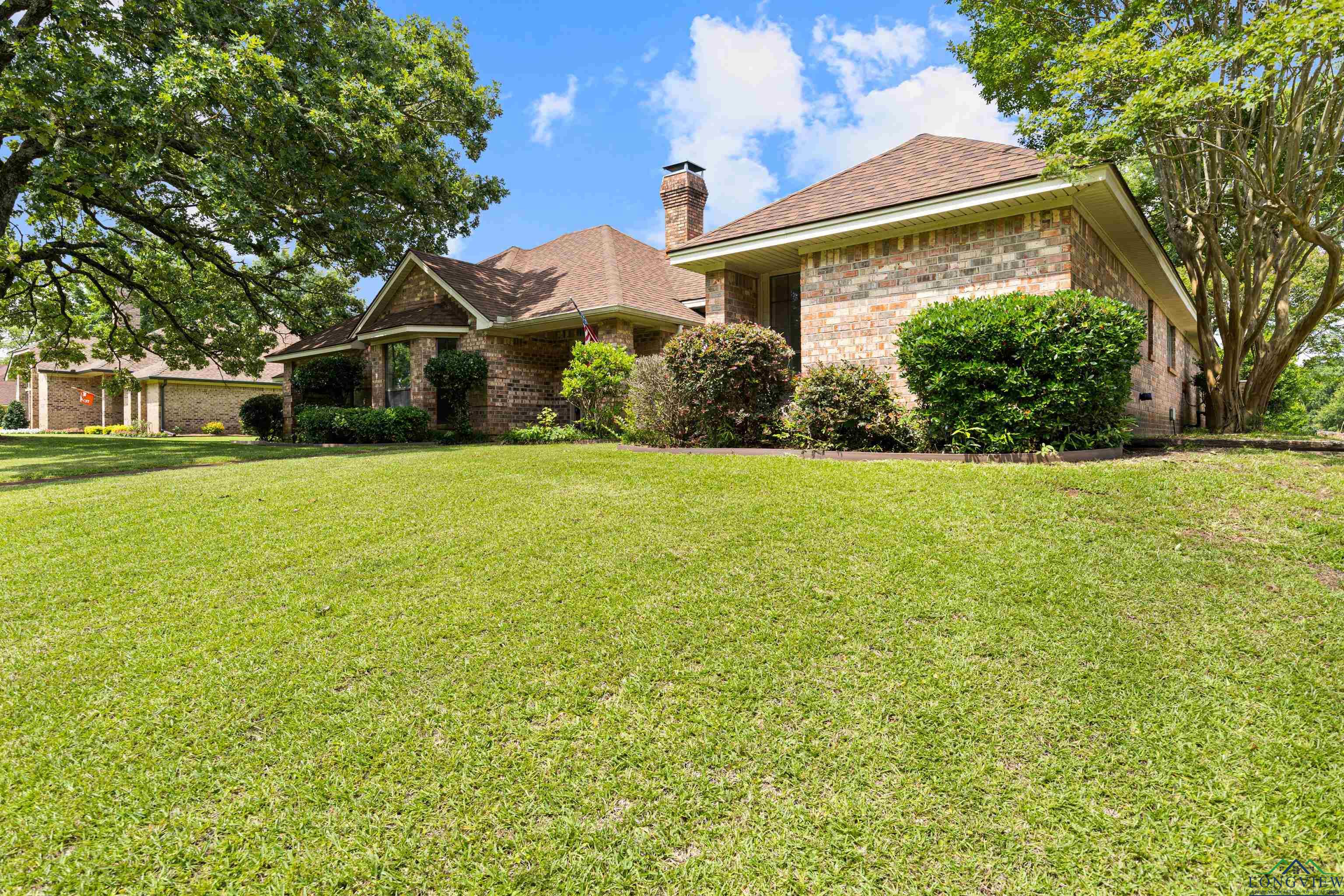 1307 Spring Tree Ln, Kilgore, Texas image 3