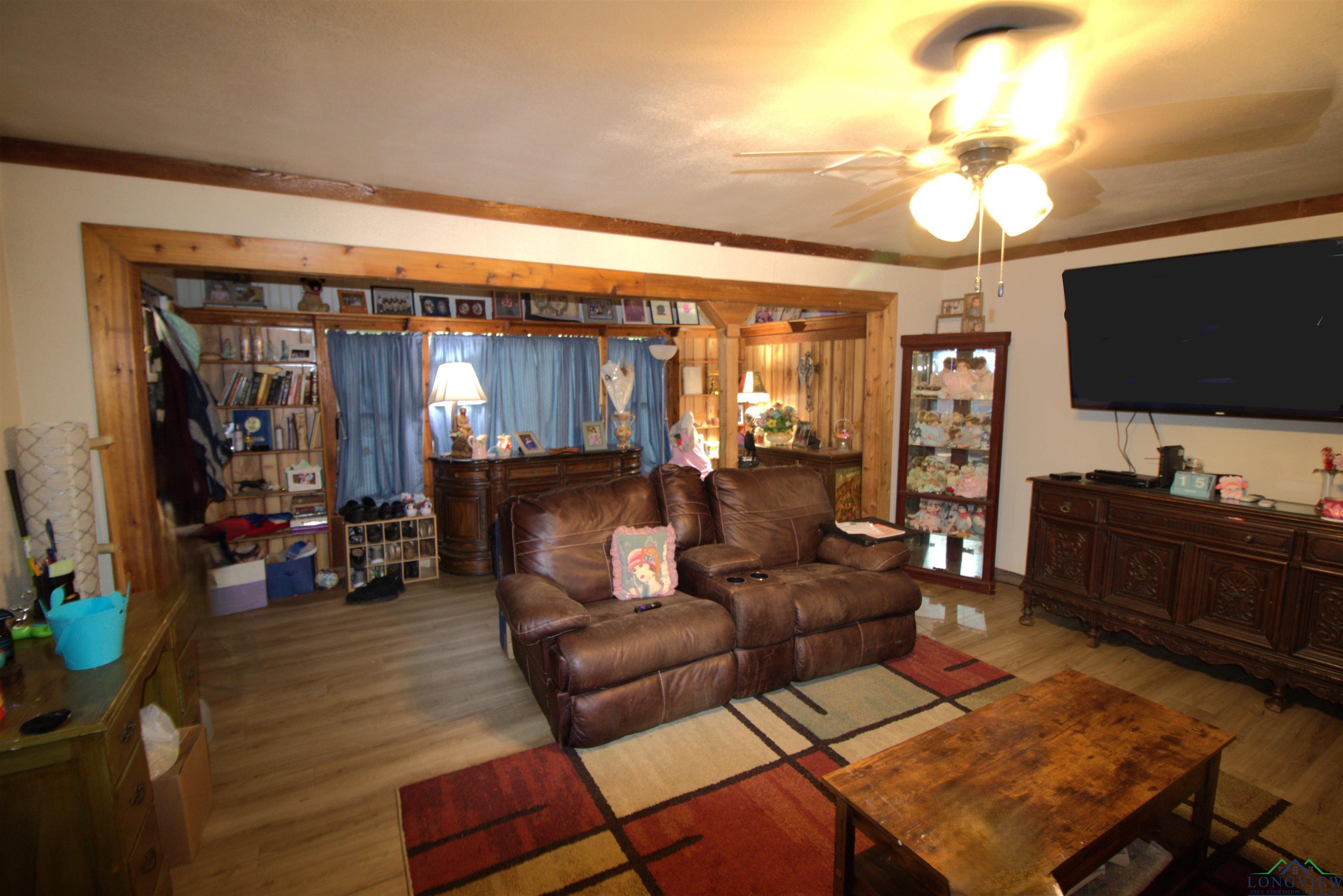 411 Plainview St, Longview, Texas image 6