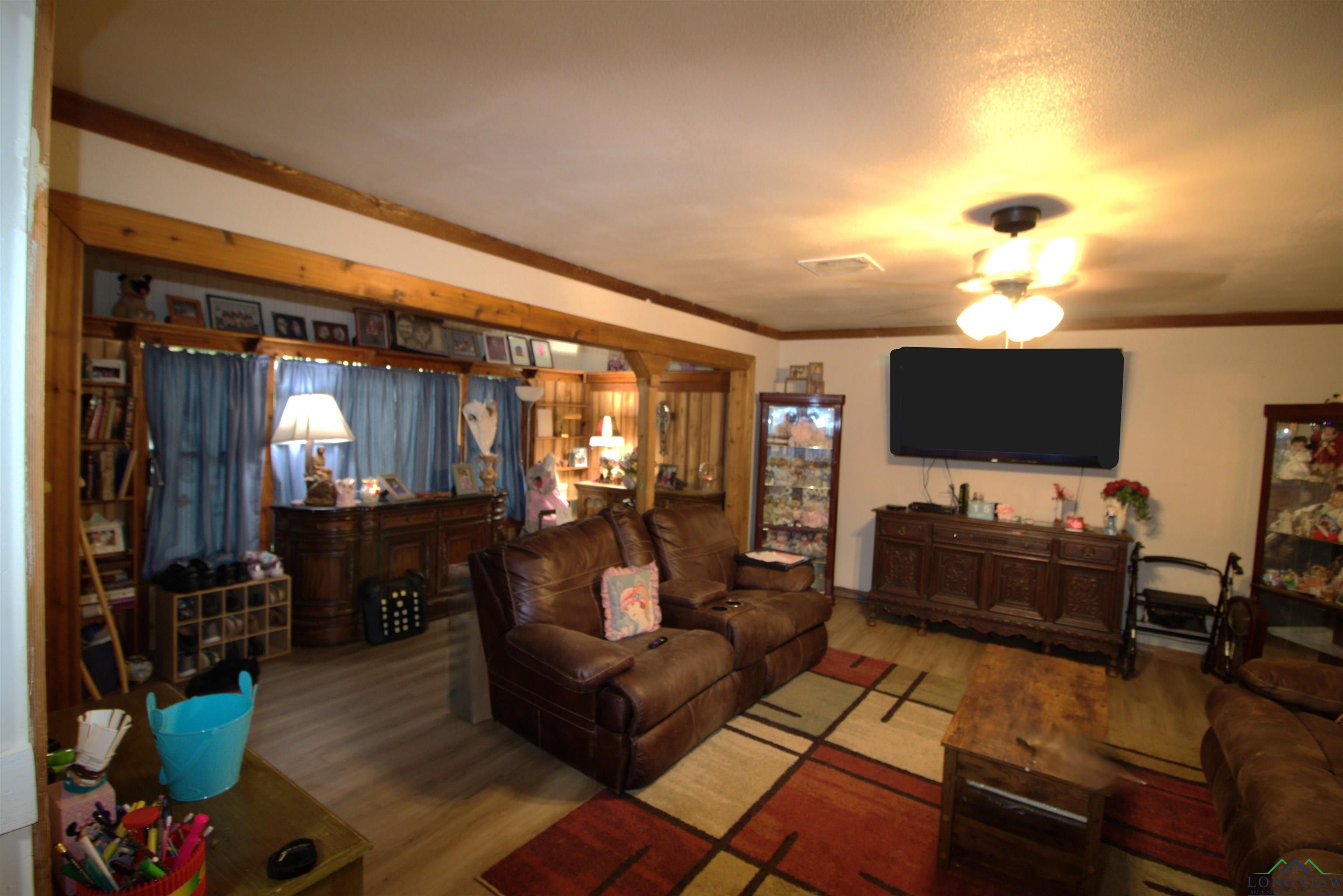 411 Plainview St, Longview, Texas image 4