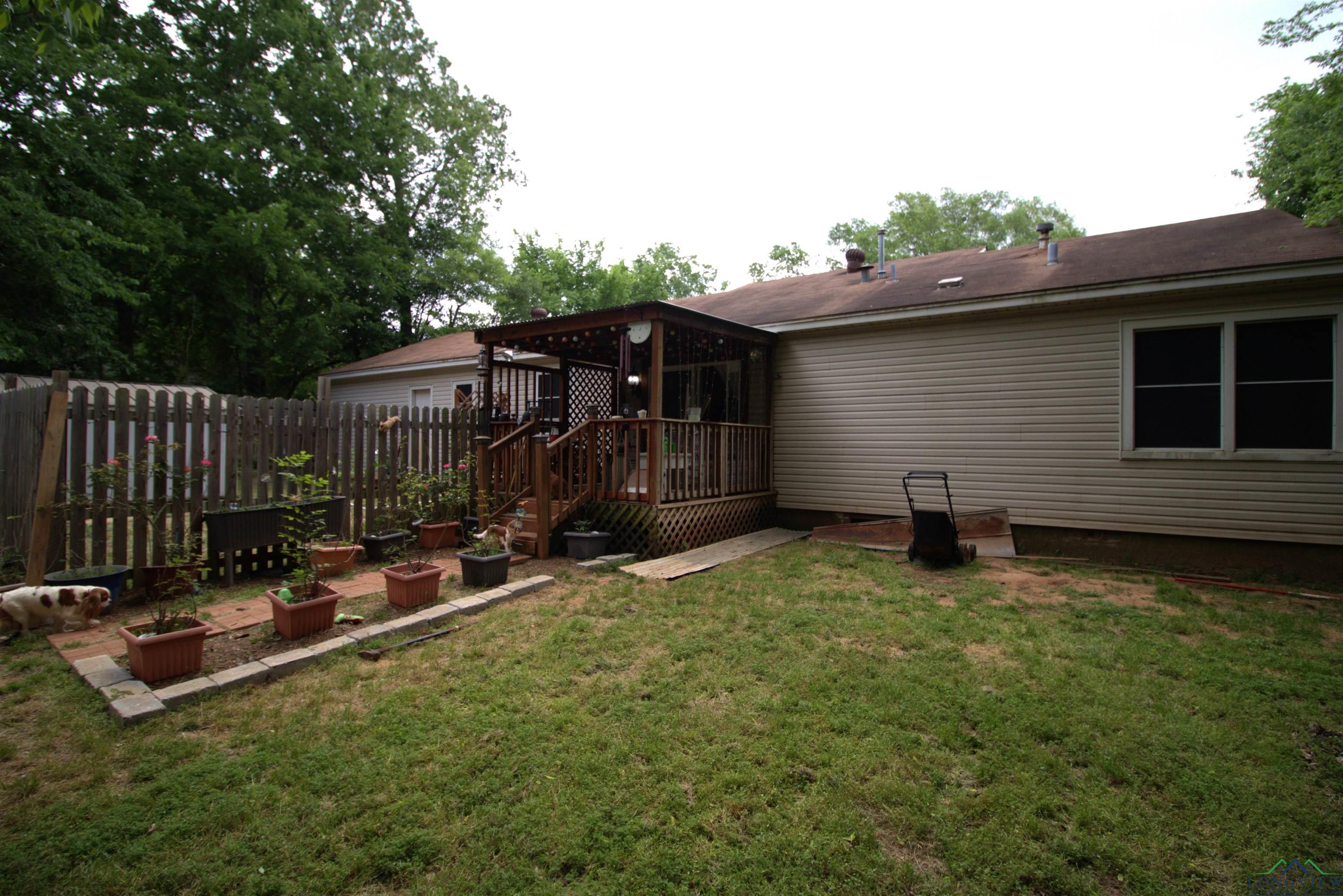 411 Plainview St, Longview, Texas image 22