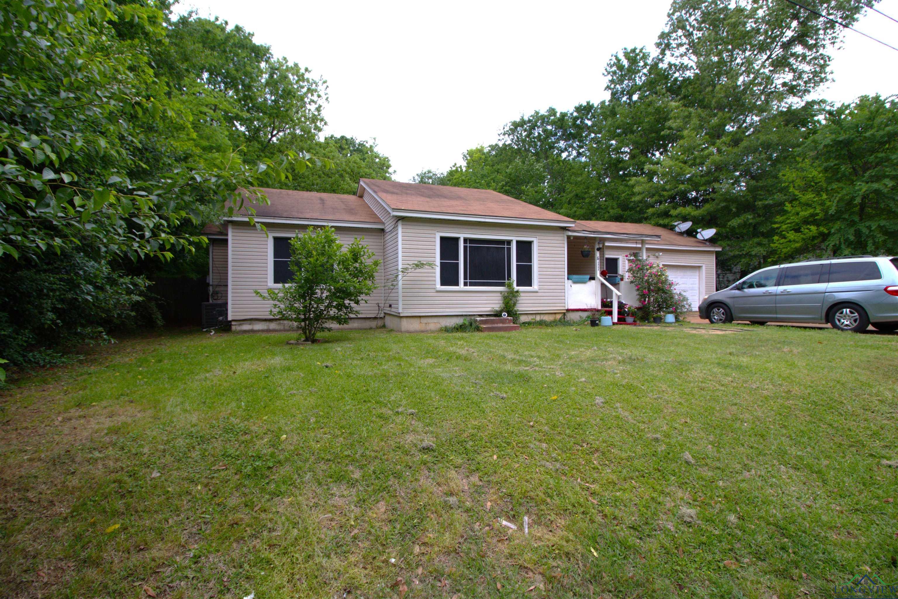 411 Plainview St, Longview, Texas image 1