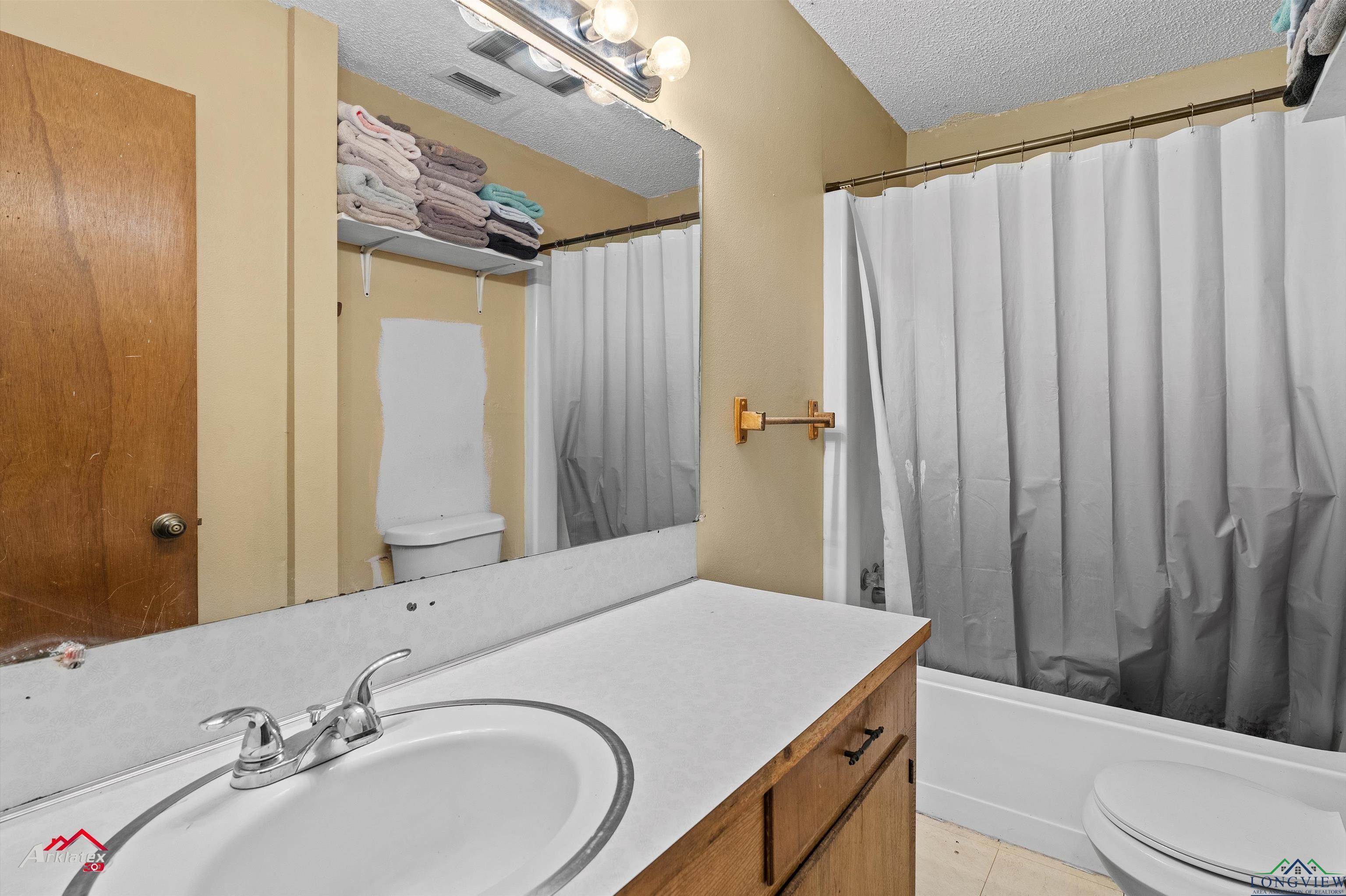 711 Comer St, Carthage, Texas image 11