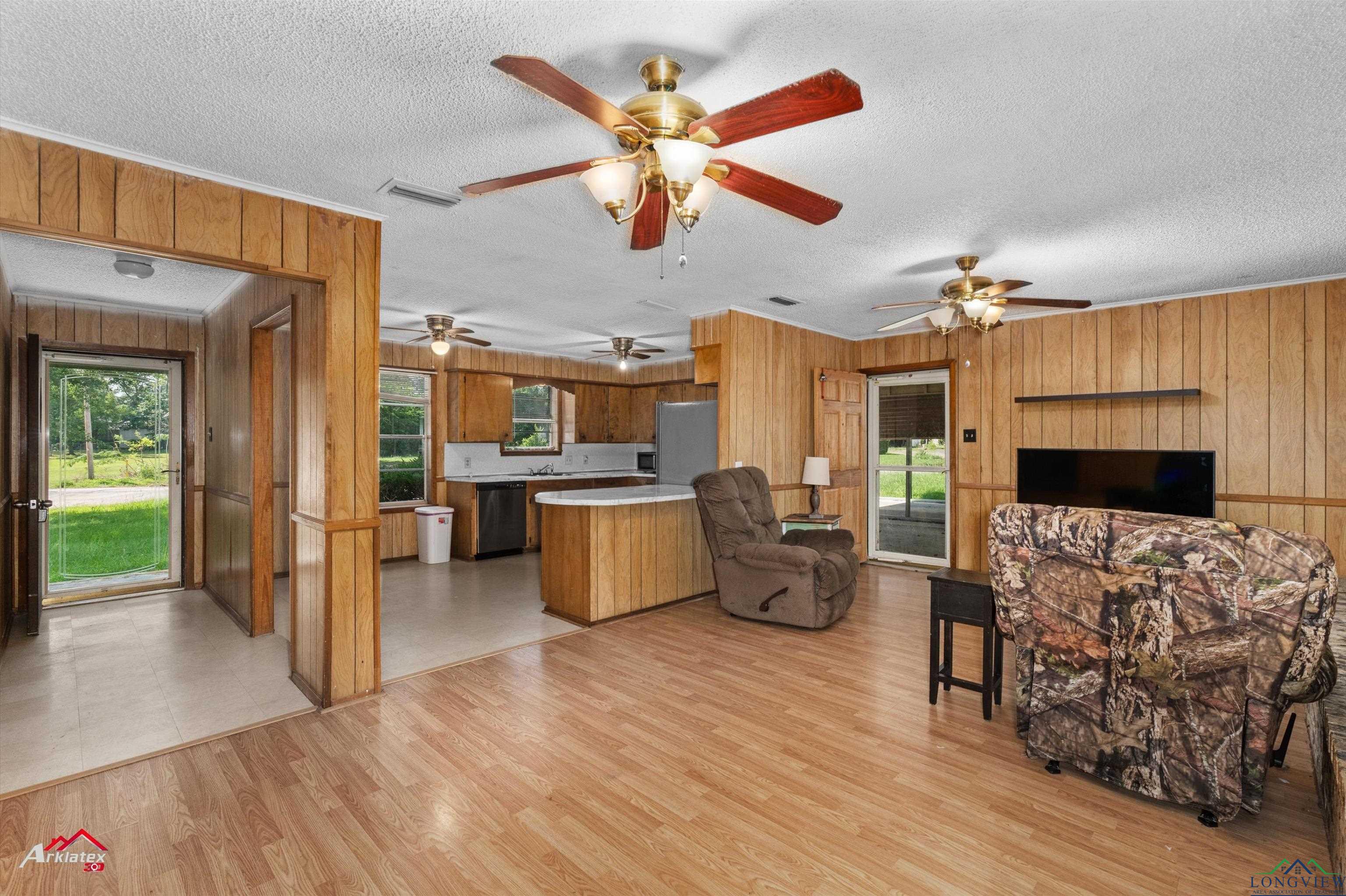 711 Comer St, Carthage, Texas image 4