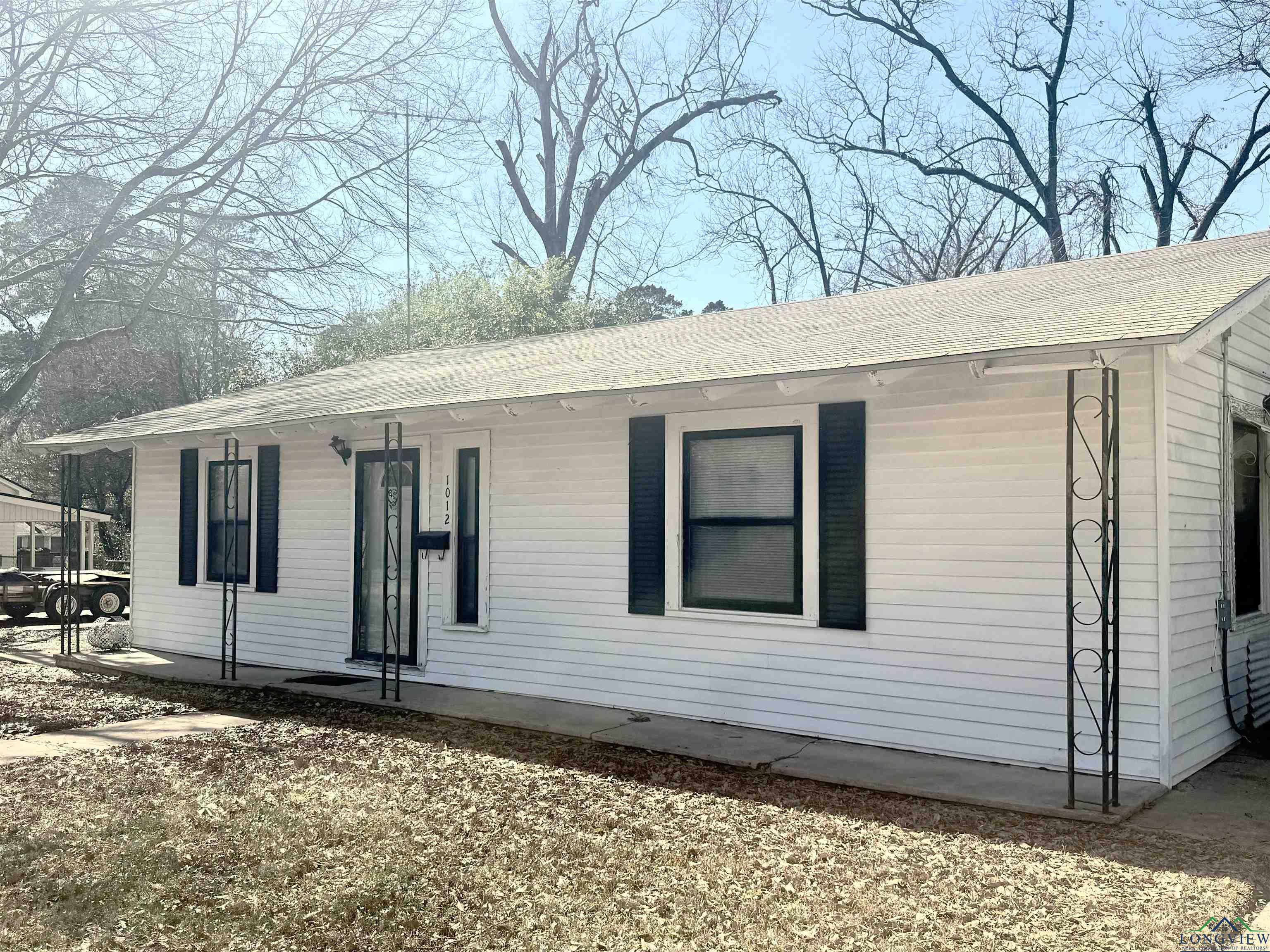 1012 Bledsoe St, Gilmer, Texas image 4