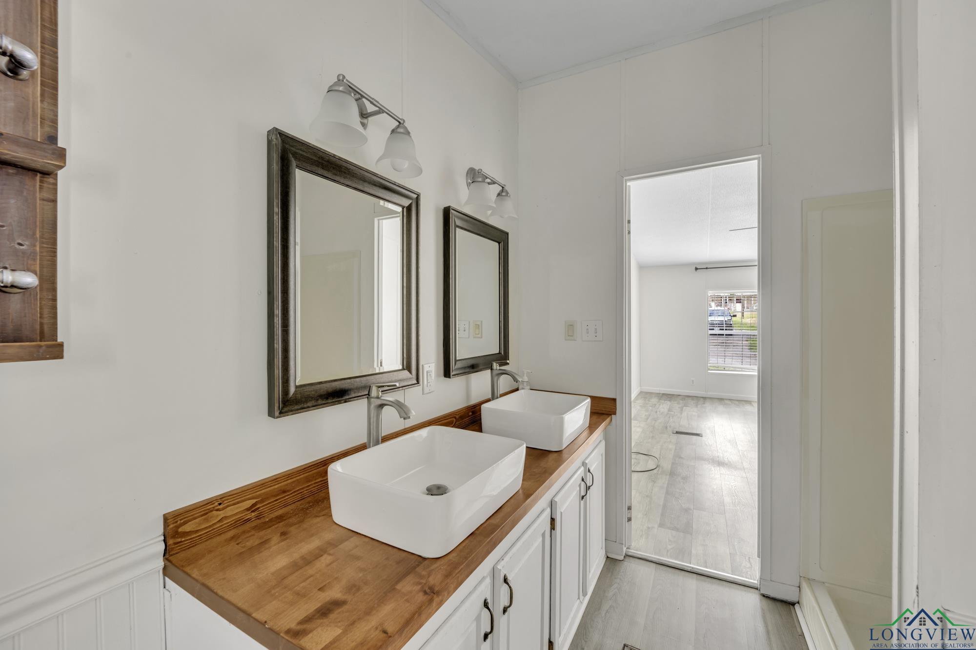 10615 New England Road, Flint, Texas image 16