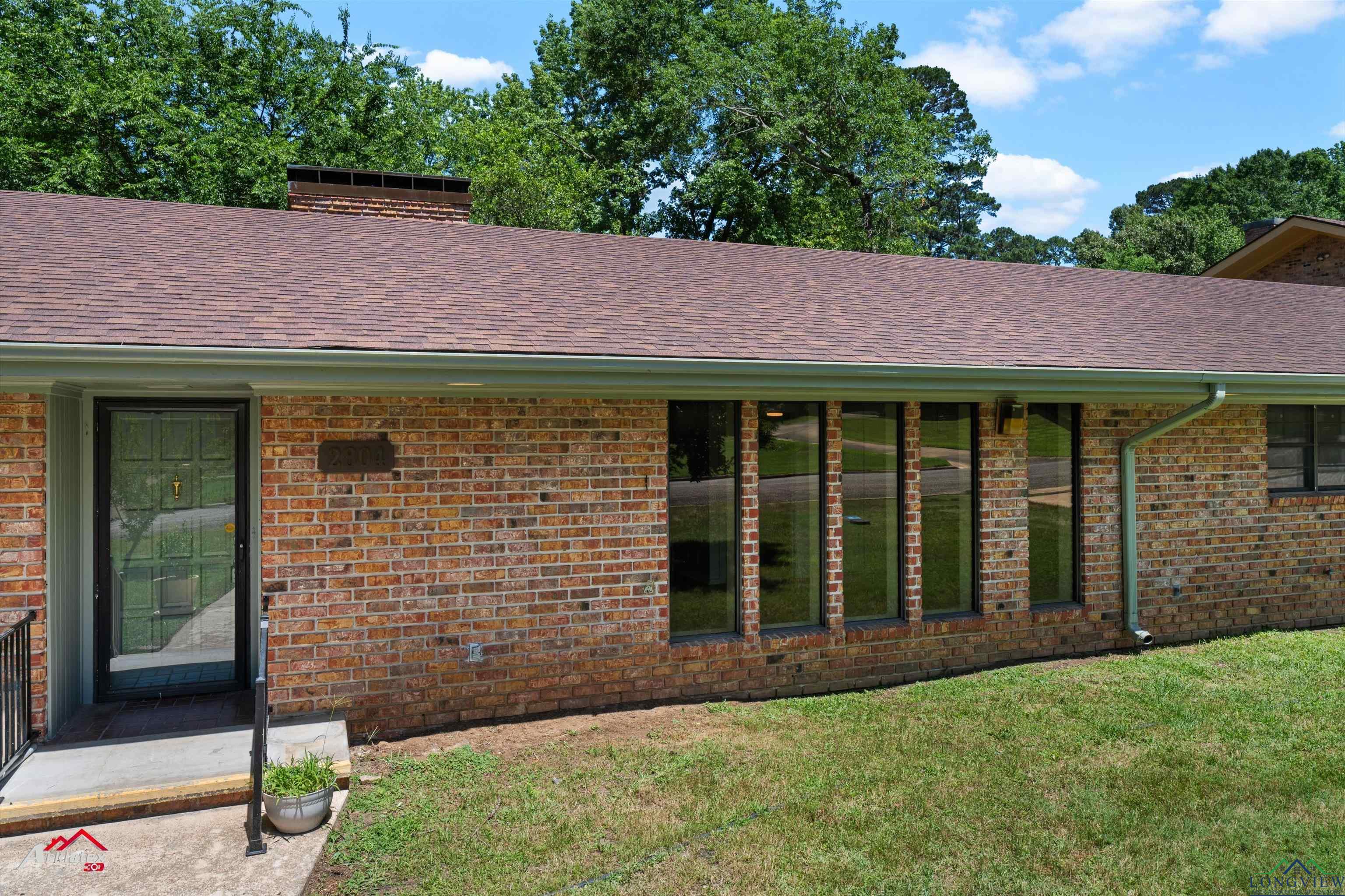 2804 Palm Plz, Marshall, Texas image 4