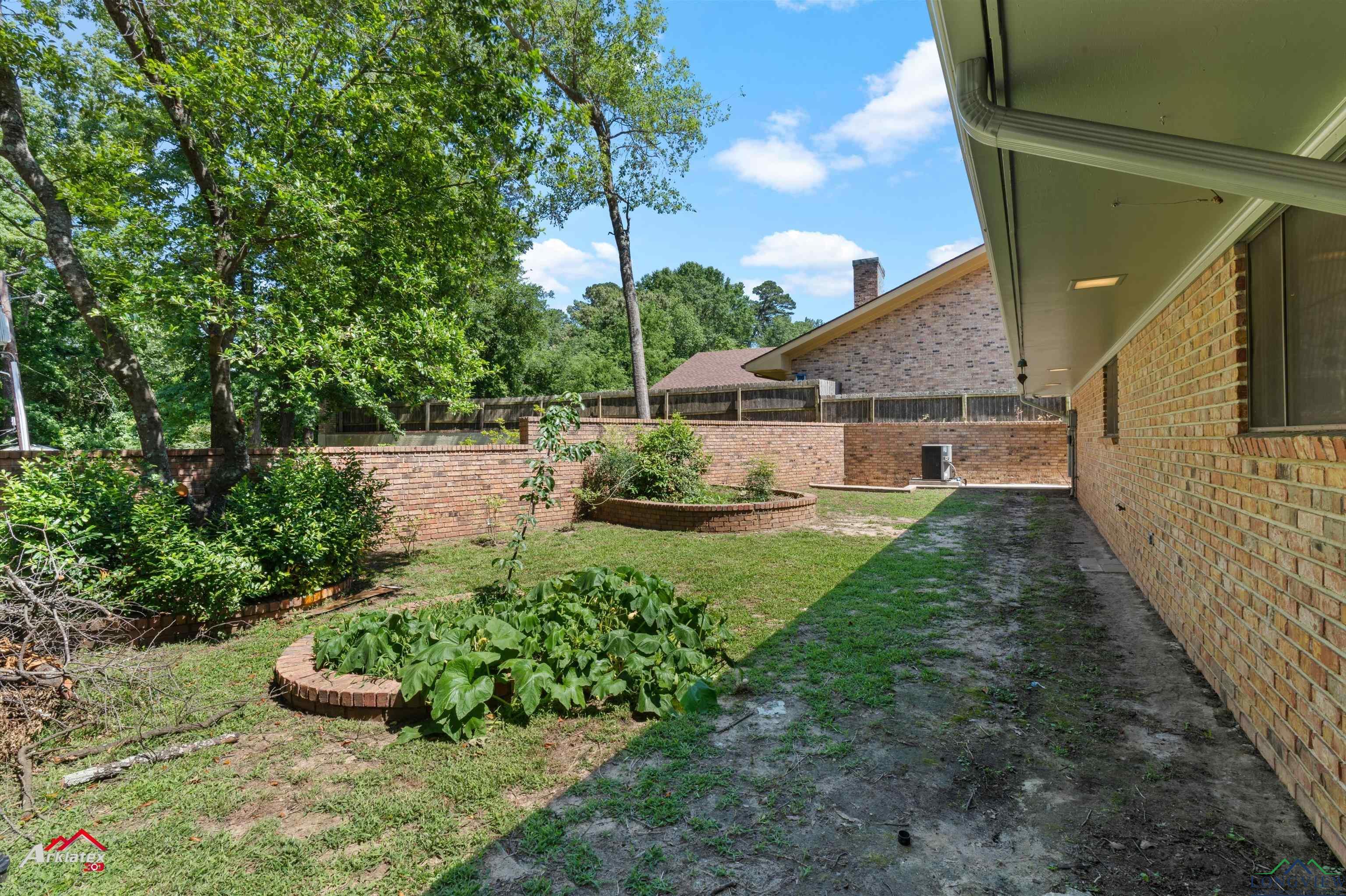 2804 Palm Plz, Marshall, Texas image 25