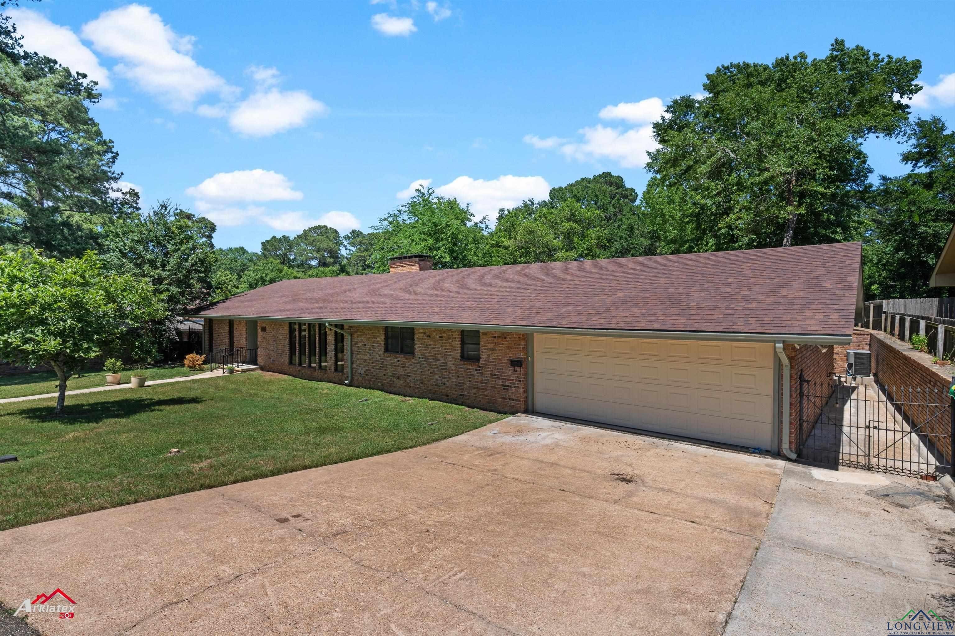 2804 Palm Plz, Marshall, Texas image 3