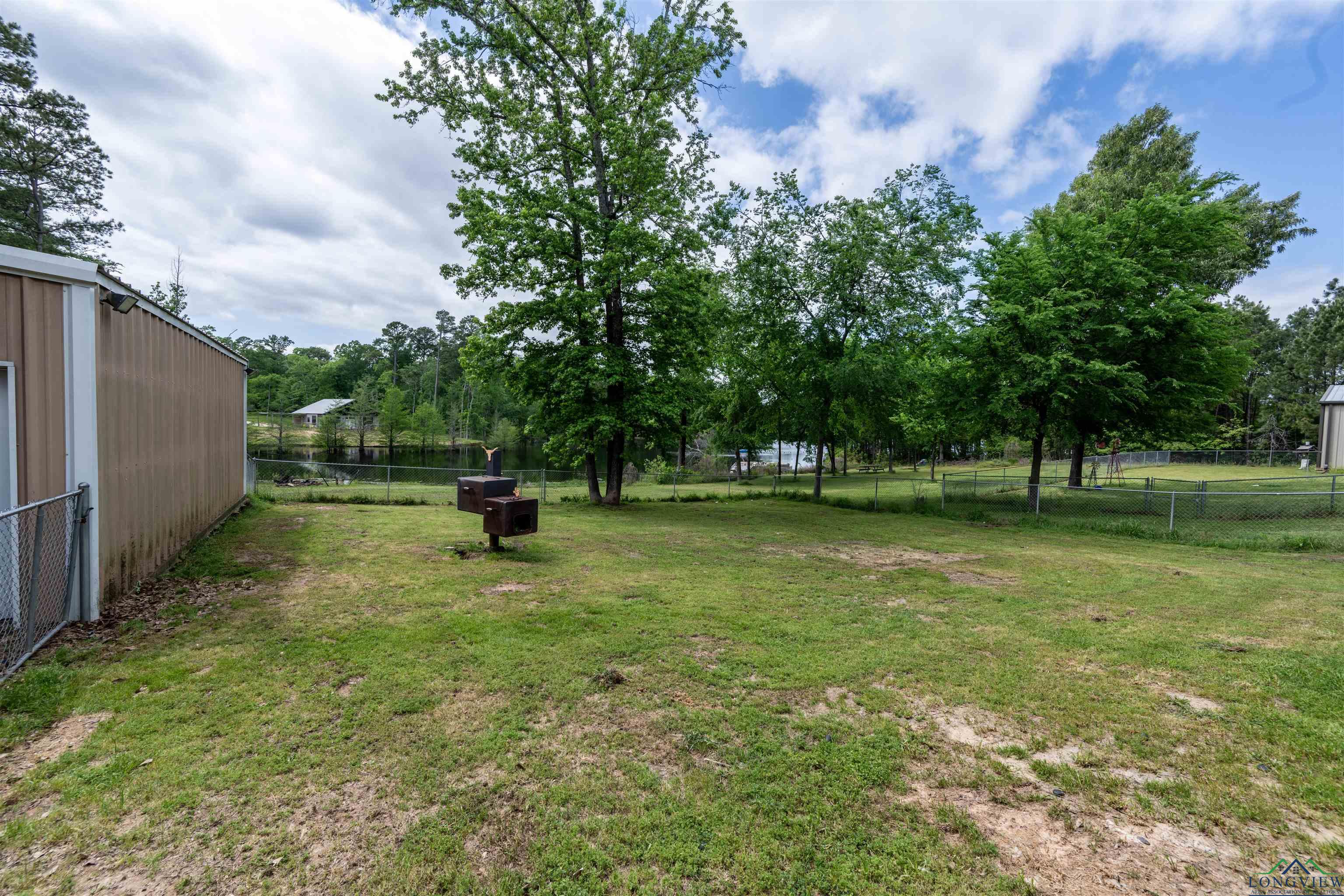 6048 Eastwood Dr, Gilmer, Texas image 25