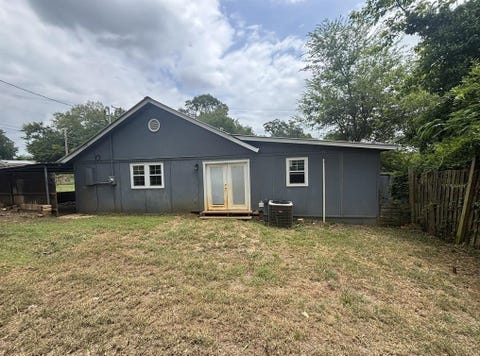 Homes For Sale - 307 Russell<br/> Hughes Springs, TX 75656