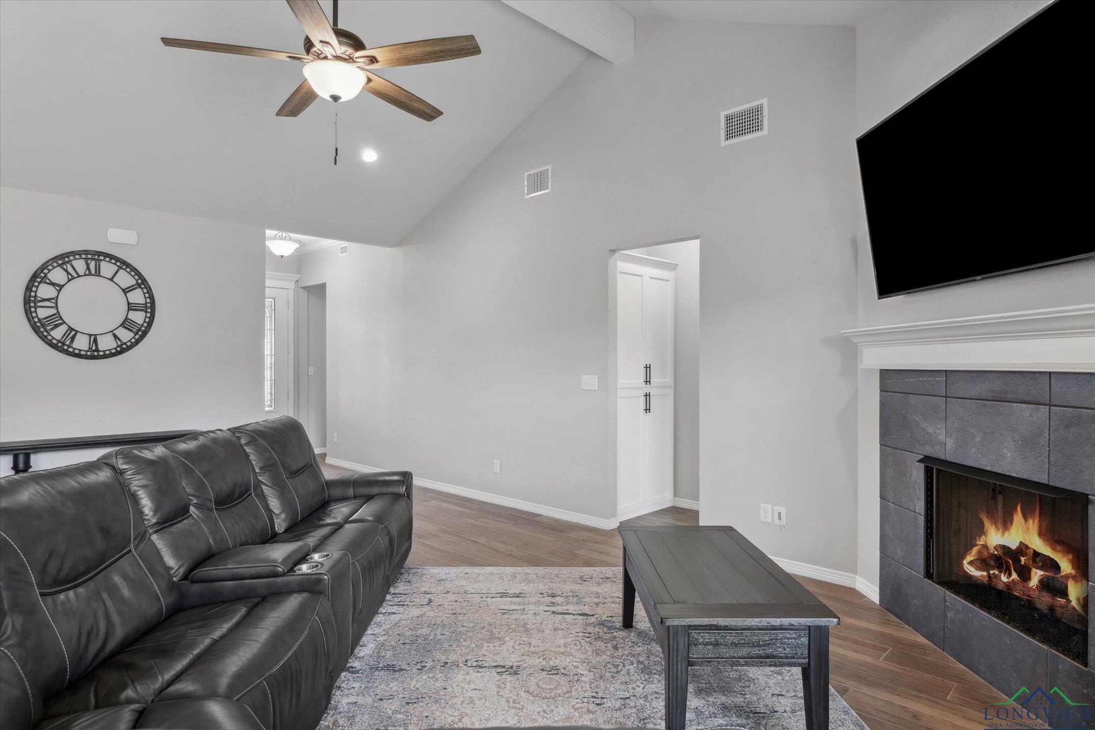 201 Patience Avenue, Lindale, Texas image 5