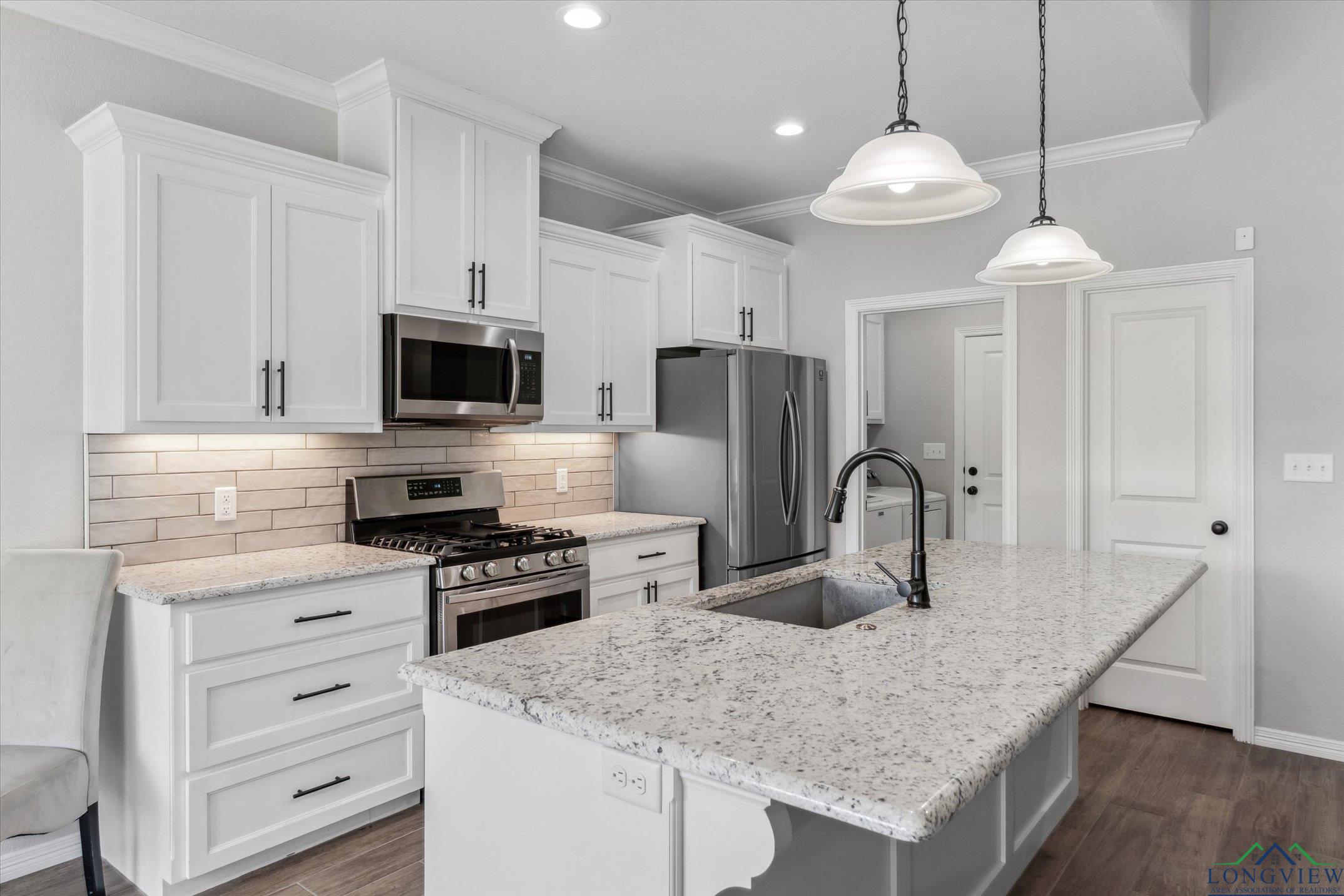 201 Patience Avenue, Lindale, Texas image 7