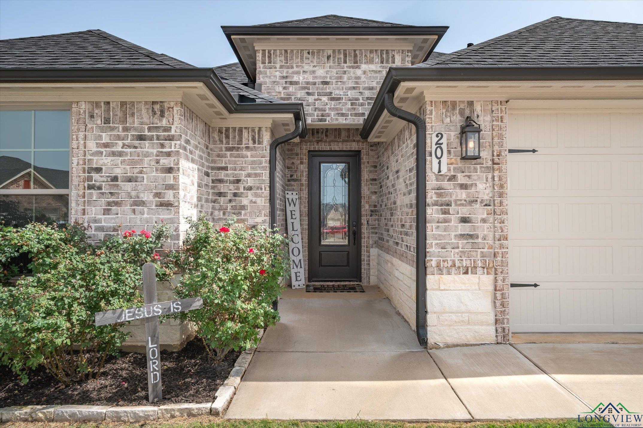 201 Patience Avenue, Lindale, Texas image 2