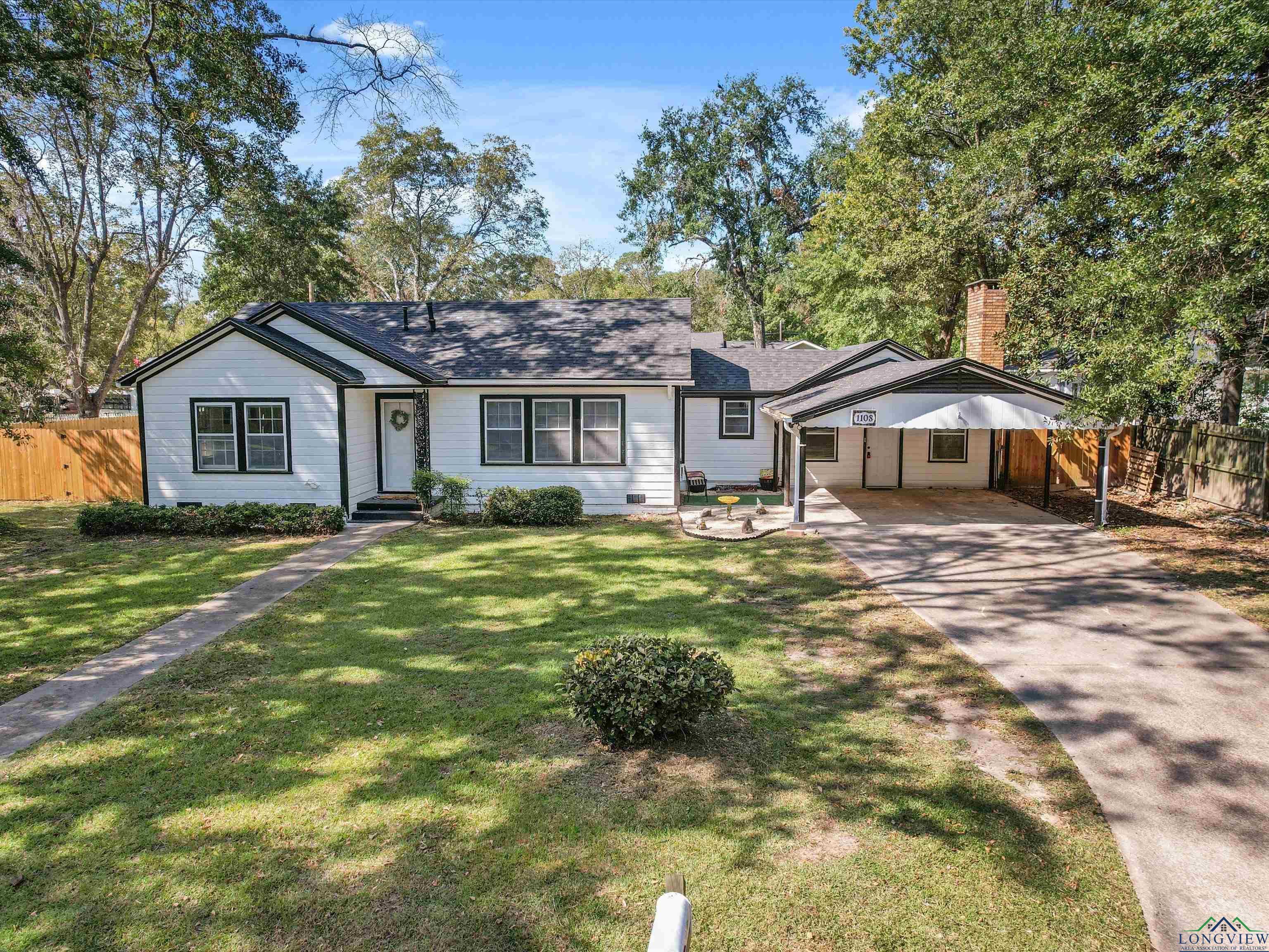 1108 Mitchell St, Gilmer, Texas image 9