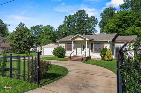 A home in Longview