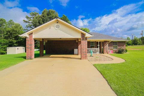 Homes For Sale - 2029 E George Richey Rd<br/> Longview, TX 75604