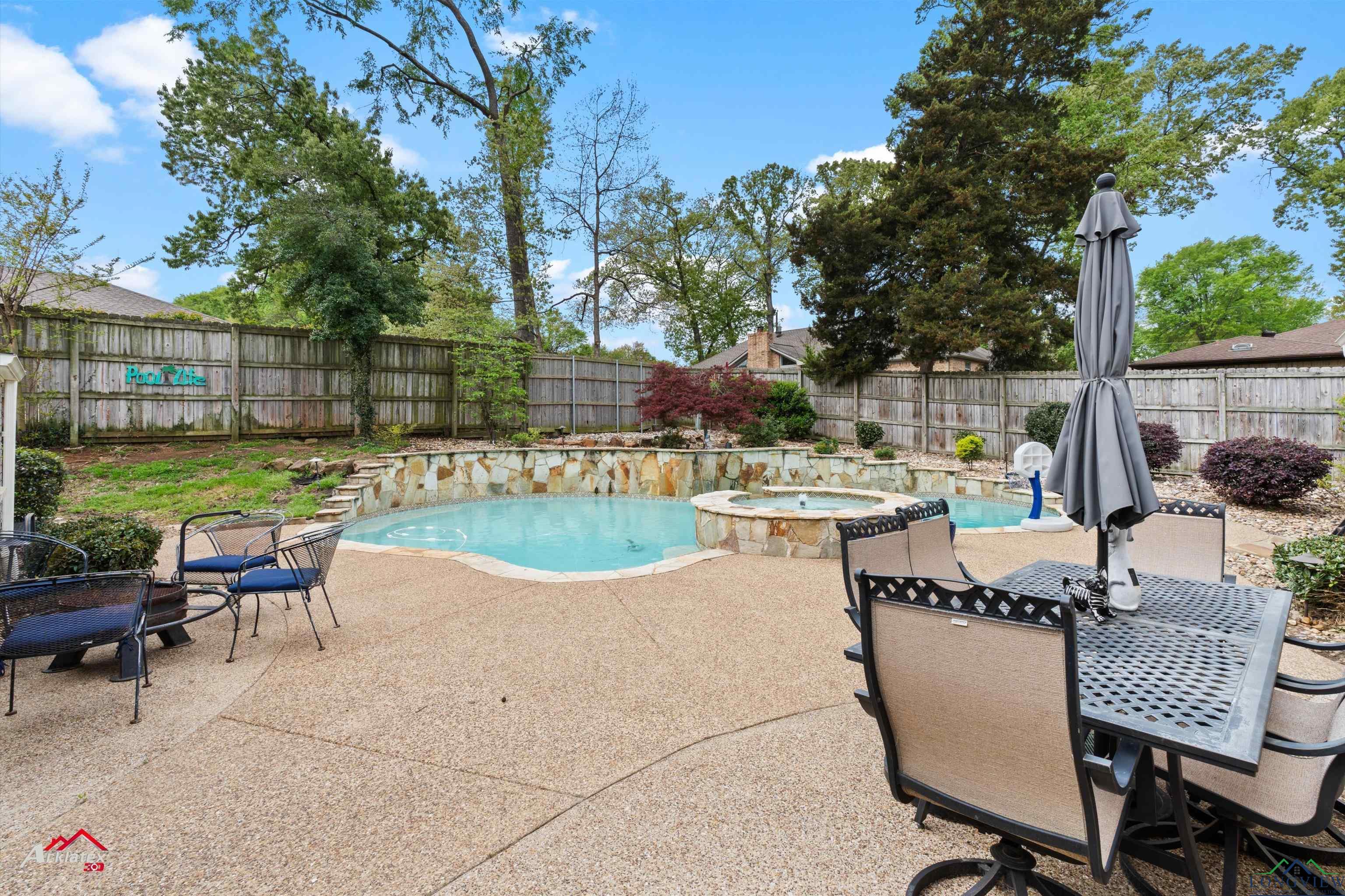 1823 E Northwood Ct, Longview, Texas image 23