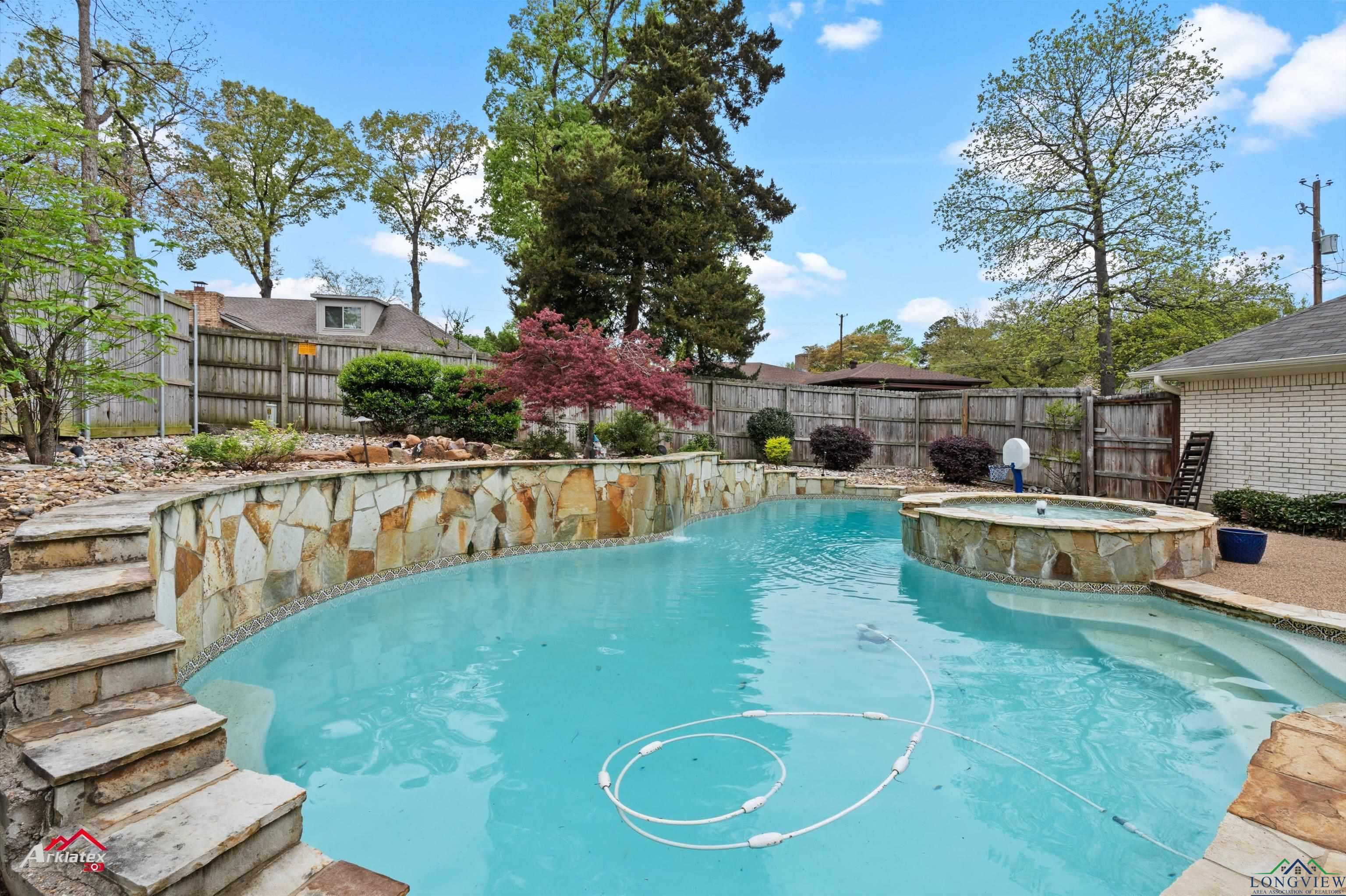 1823 E Northwood Ct, Longview, Texas image 25
