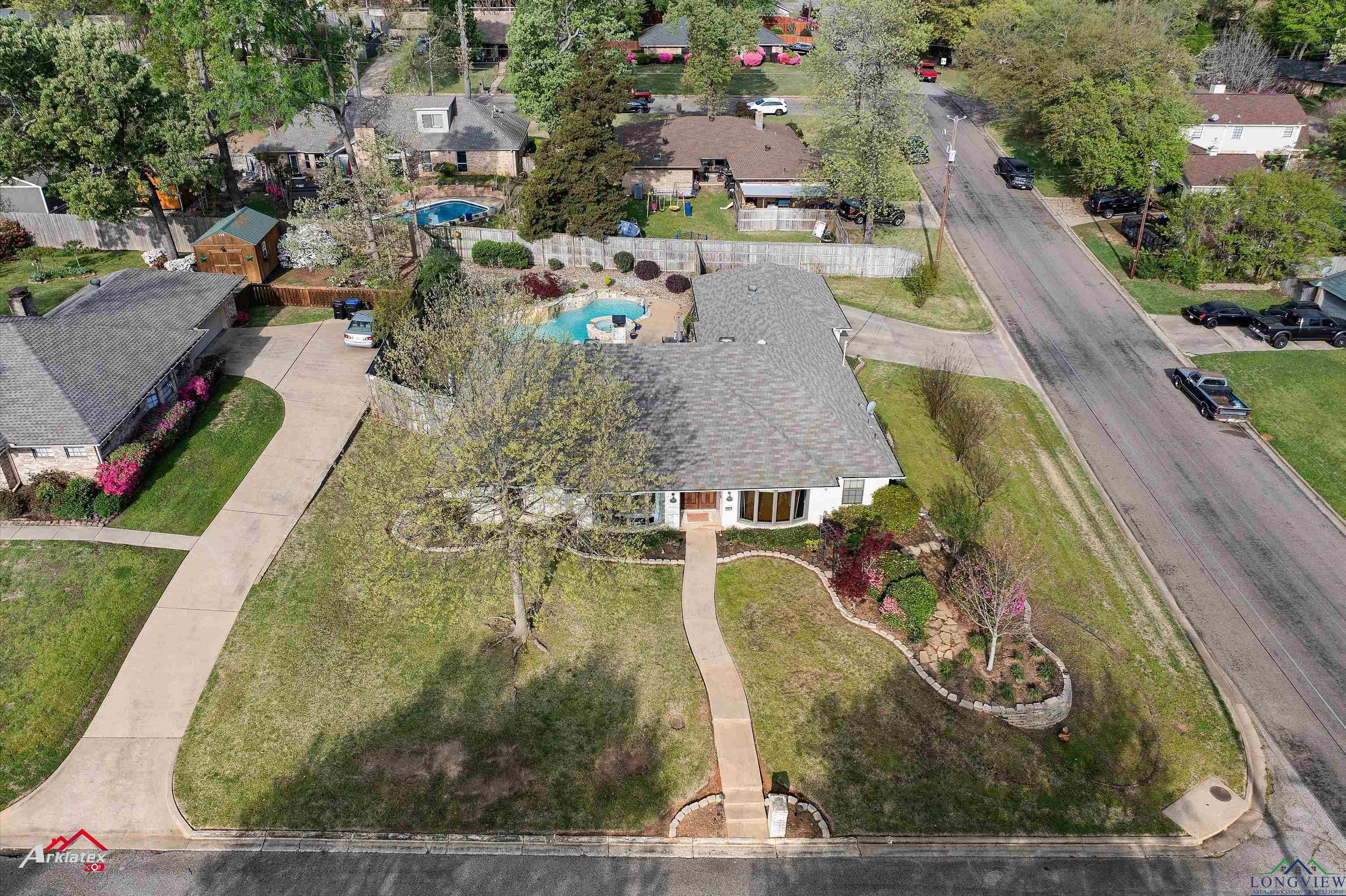 1823 E Northwood Ct, Longview, Texas image 2