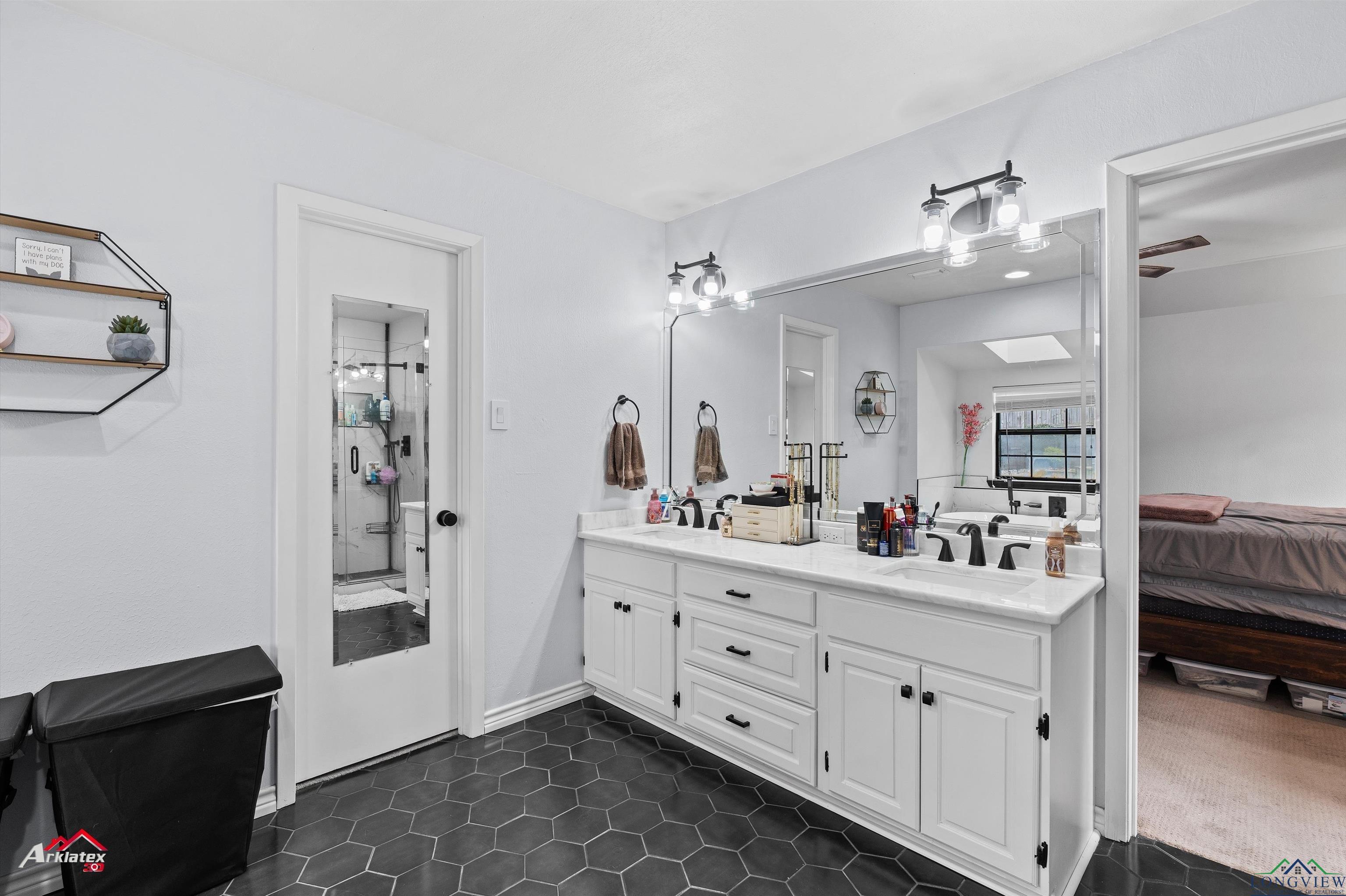 1823 E Northwood Ct, Longview, Texas image 19