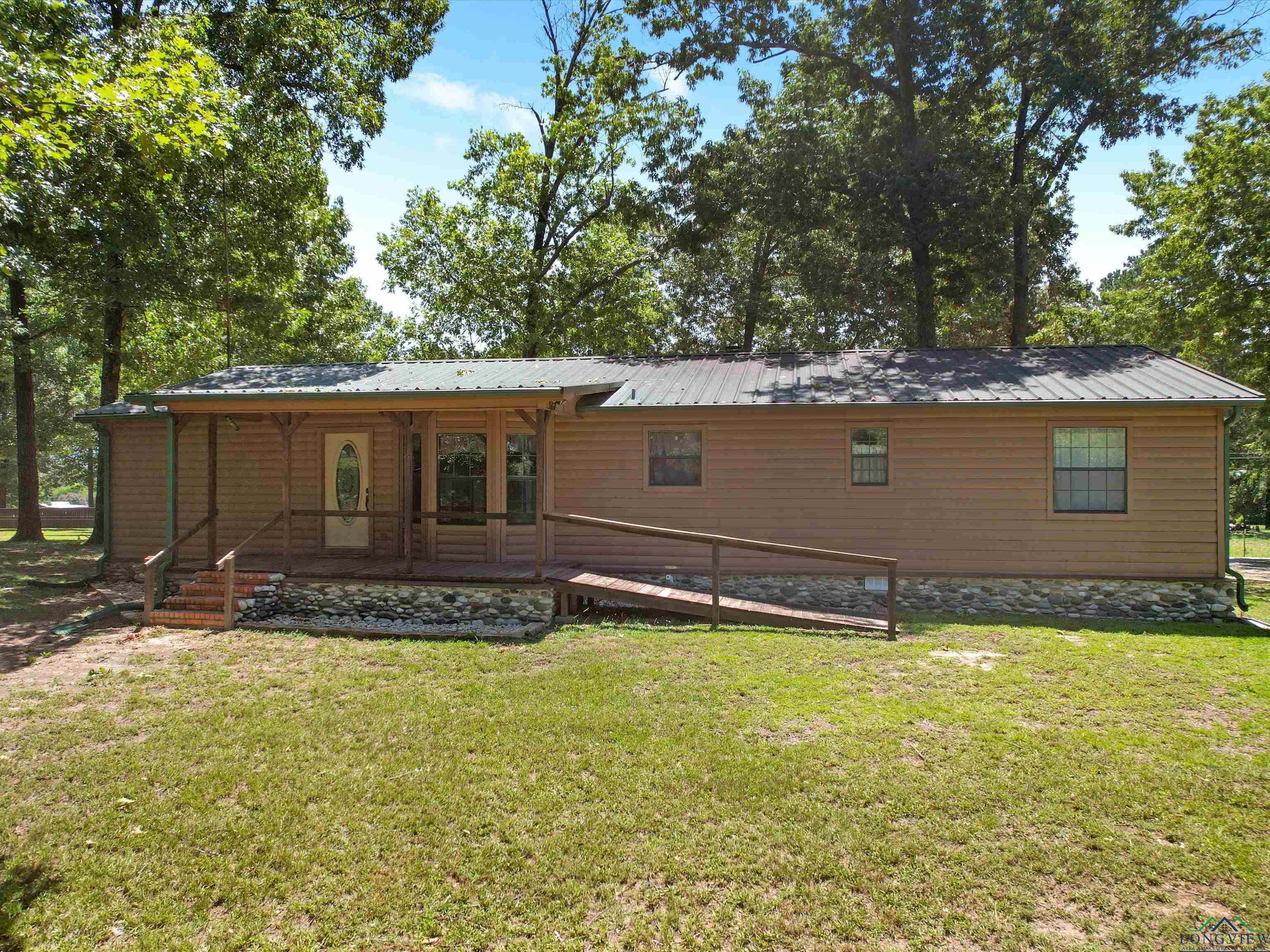 141 Birch Rd, Big Sandy, Texas image 2