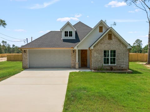 Homes For Sale - 18484 County Road 3186<br/> Smith County, Winona, TX 75792
