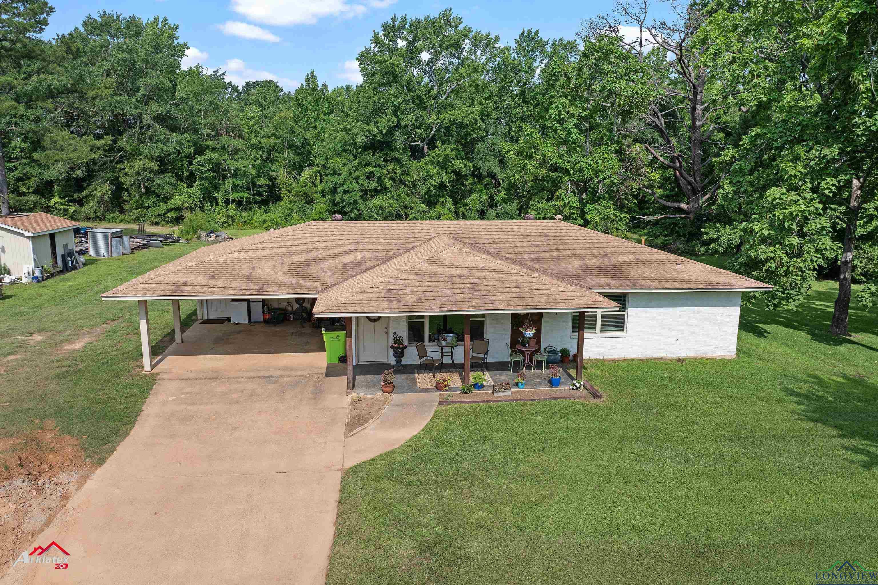 182 S Cr 304, Henderson, Texas image 1