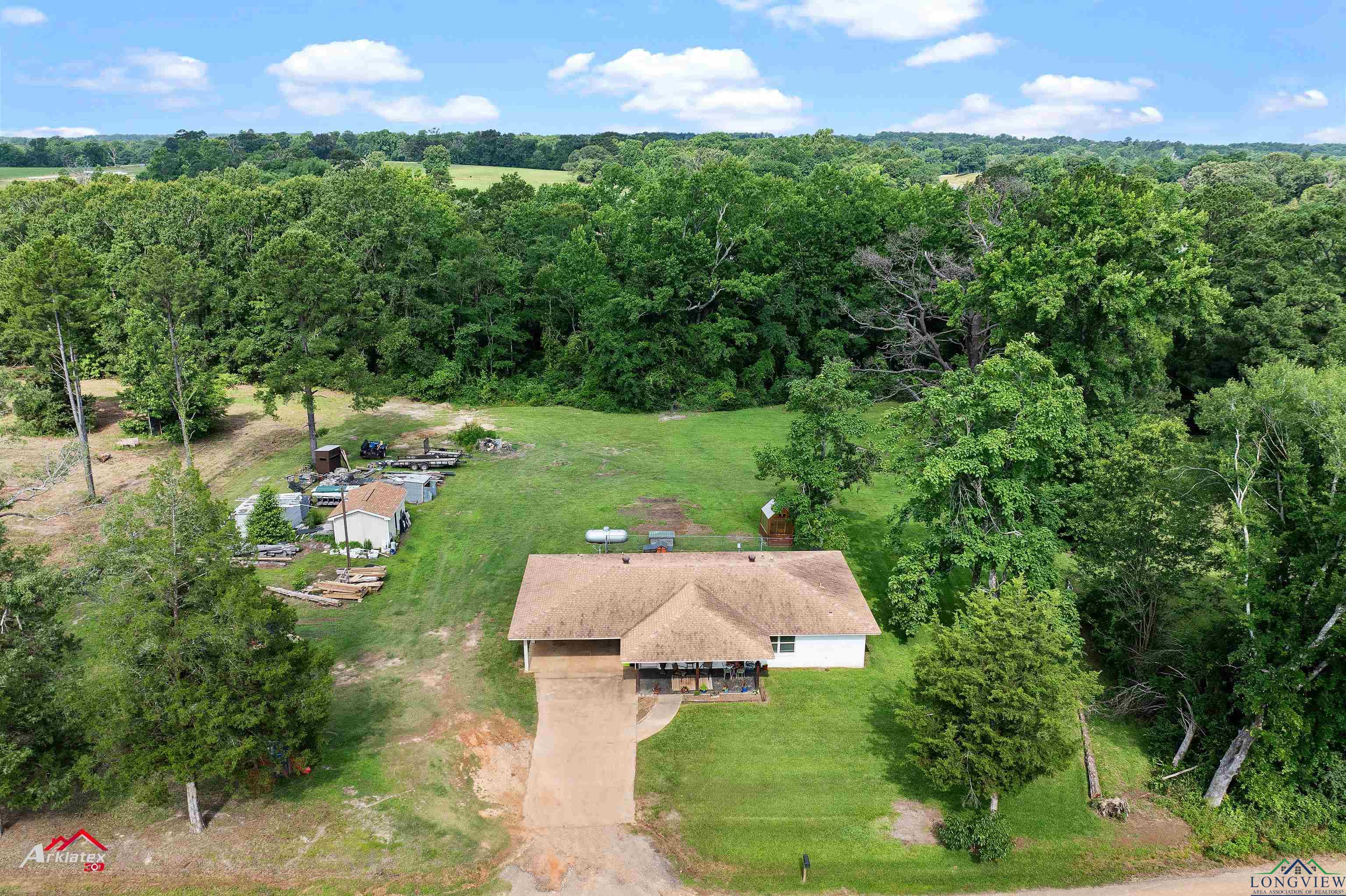 182 S Cr 304, Henderson, Texas image 5