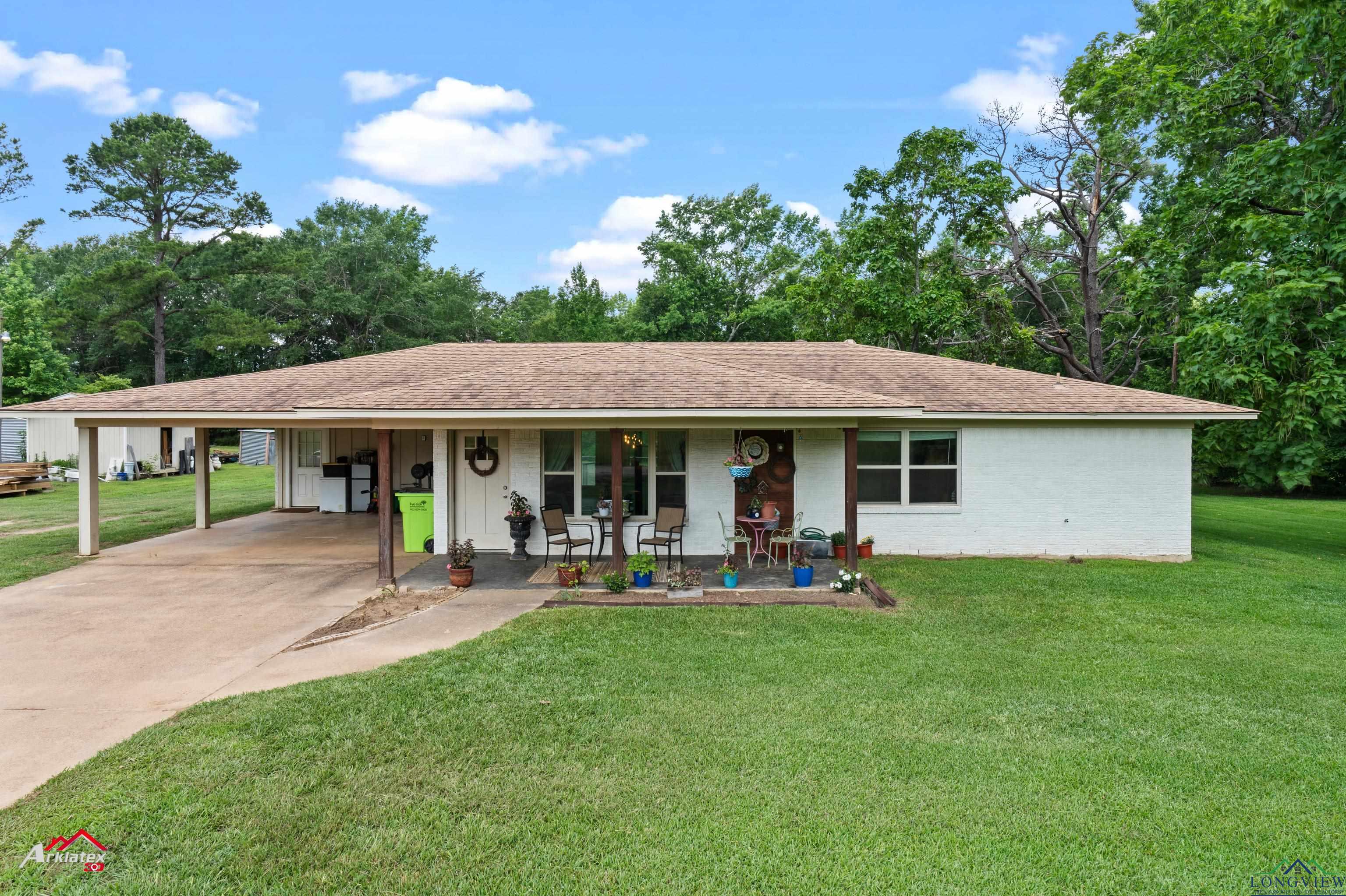 182 S Cr 304, Henderson, Texas image 4