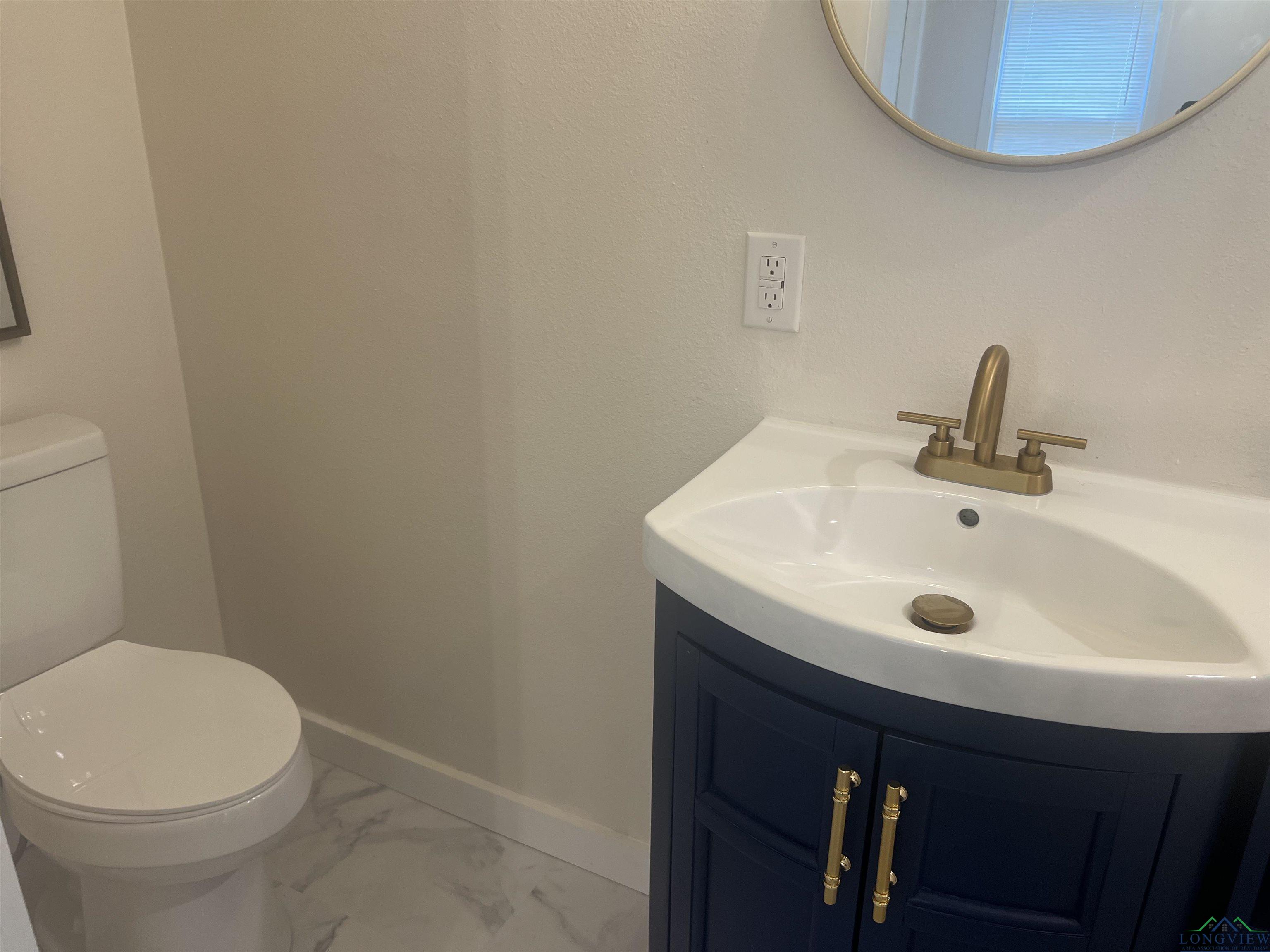 108 Carson St, Marshall, Texas image 16