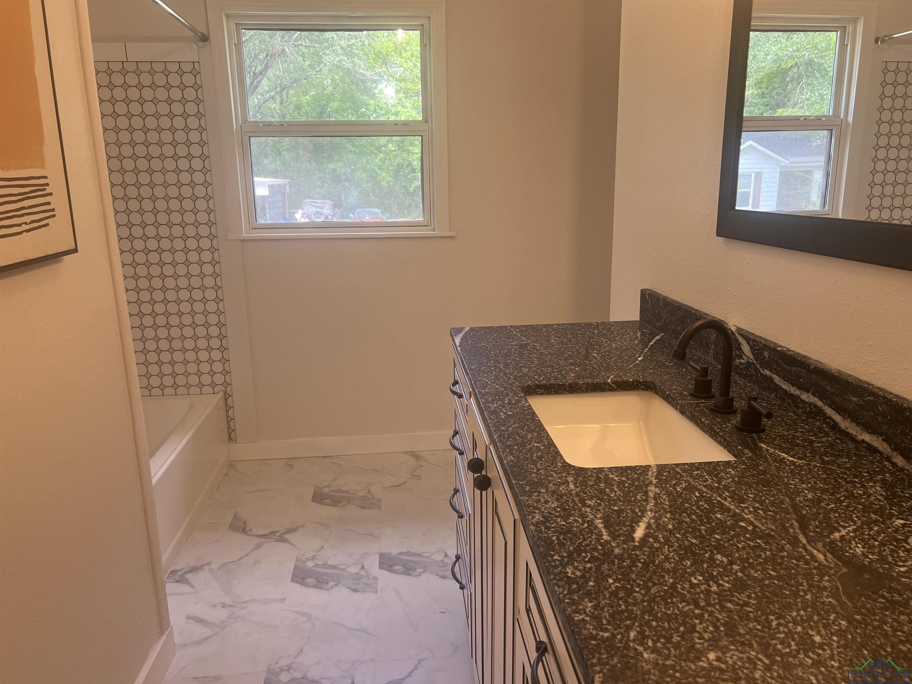 108 Carson St, Marshall, Texas image 14