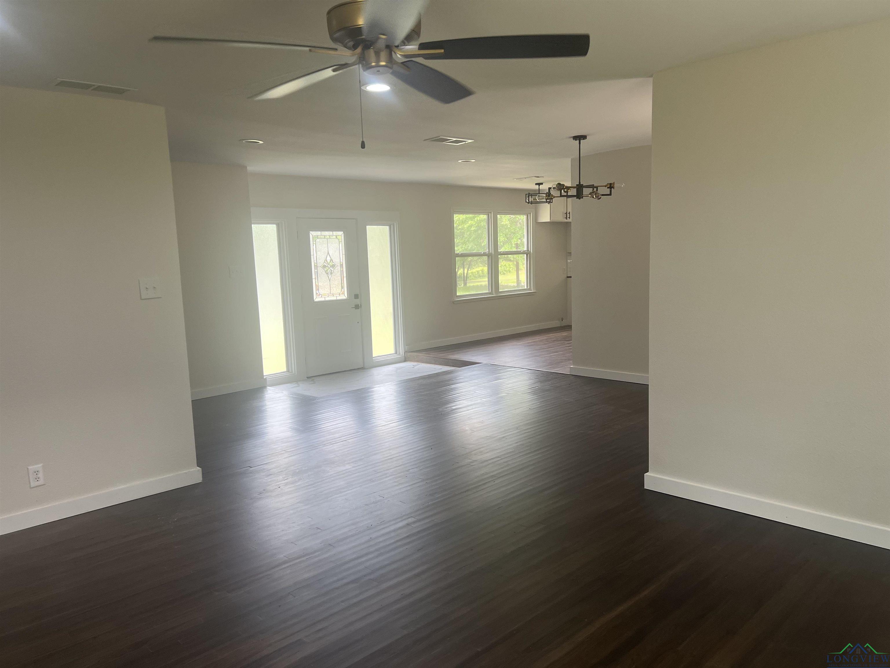 108 Carson St, Marshall, Texas image 10