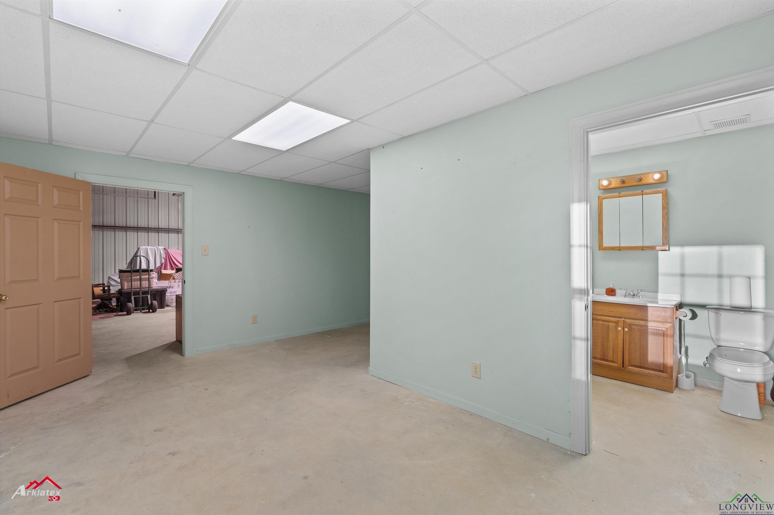 1360 E Main Street, Henderson, Ohio image 48