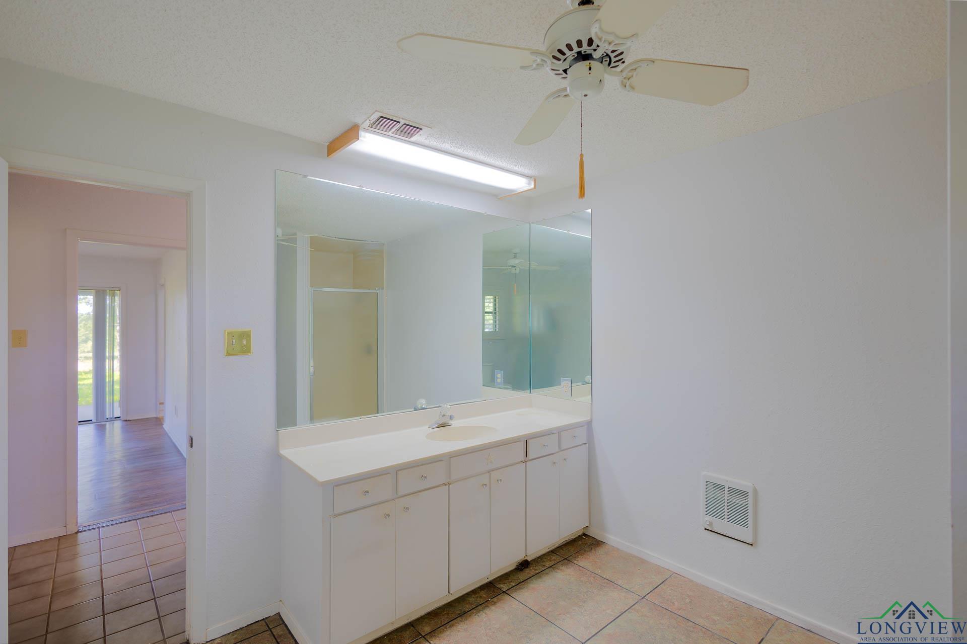 7876 Green Hills Rd, Gilmer, Texas image 14