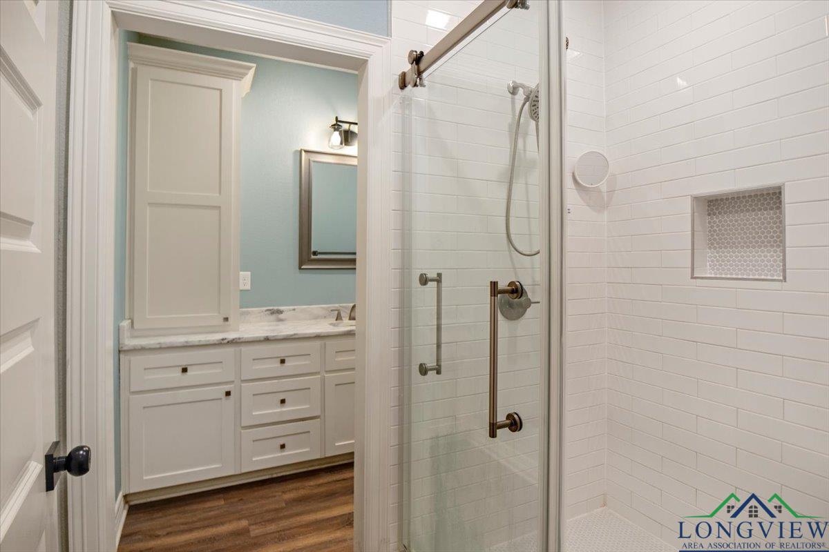 1210 Cobblestone Ct, Carthage, Texas image 23