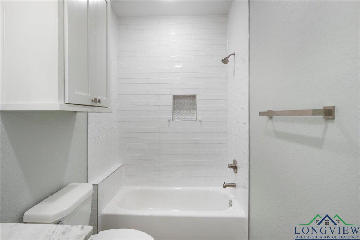 1210 Cobblestone Ct, Carthage, Texas image 30