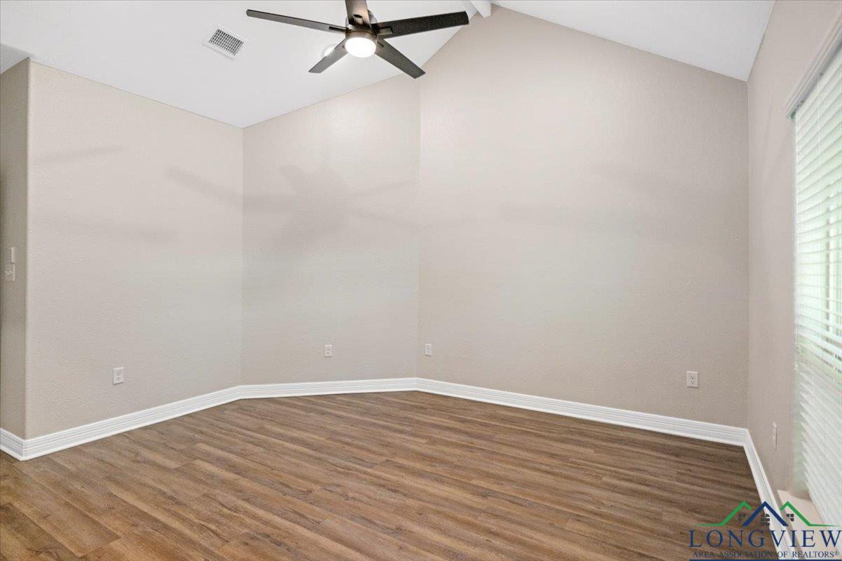 1210 Cobblestone Ct, Carthage, Texas image 20
