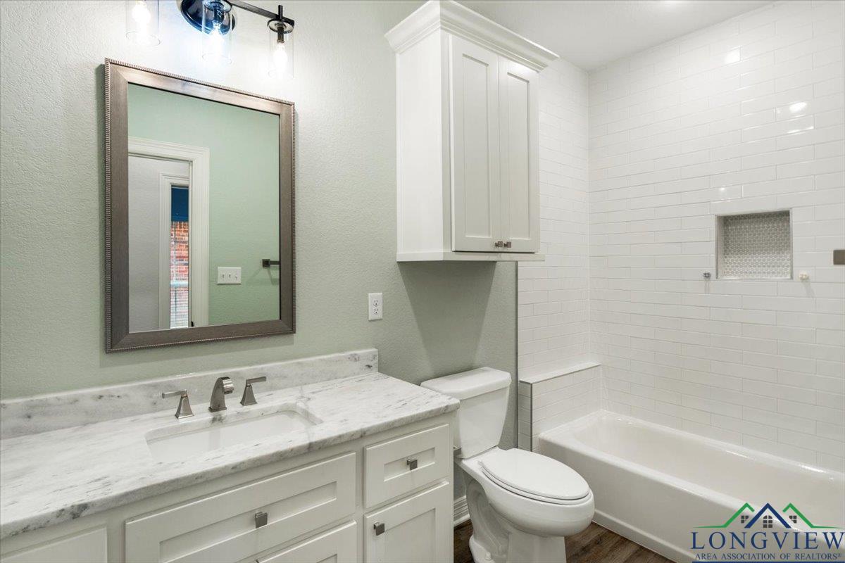 1210 Cobblestone Ct, Carthage, Texas image 29