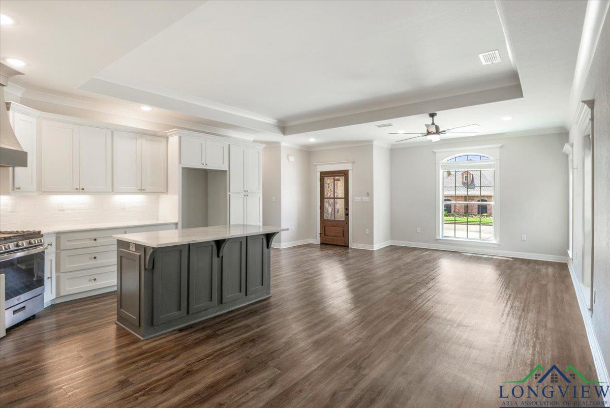 1210 Cobblestone Ct, Carthage, Texas image 10