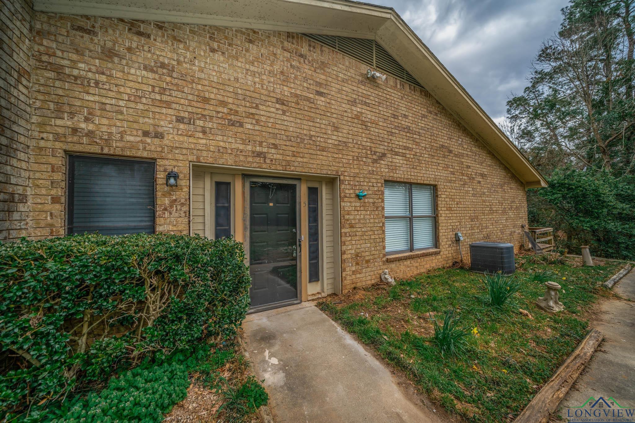 5 Woodland Springs, Gladewater, Texas image 2
