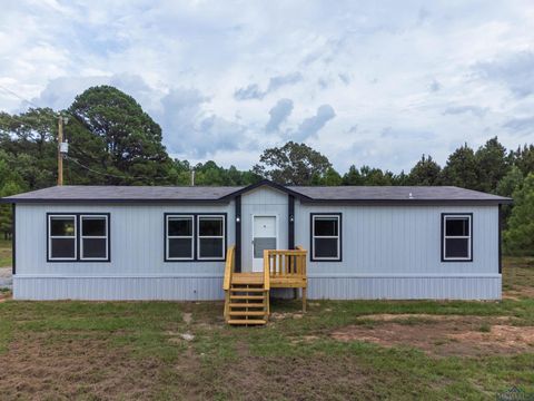 A home in Harleton