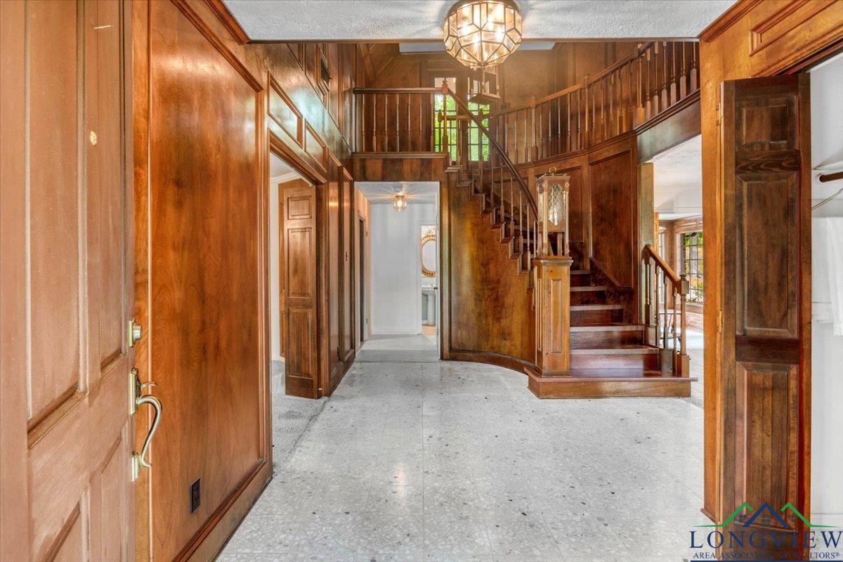 300 Cumberland Lane, Henderson, Texas image 4