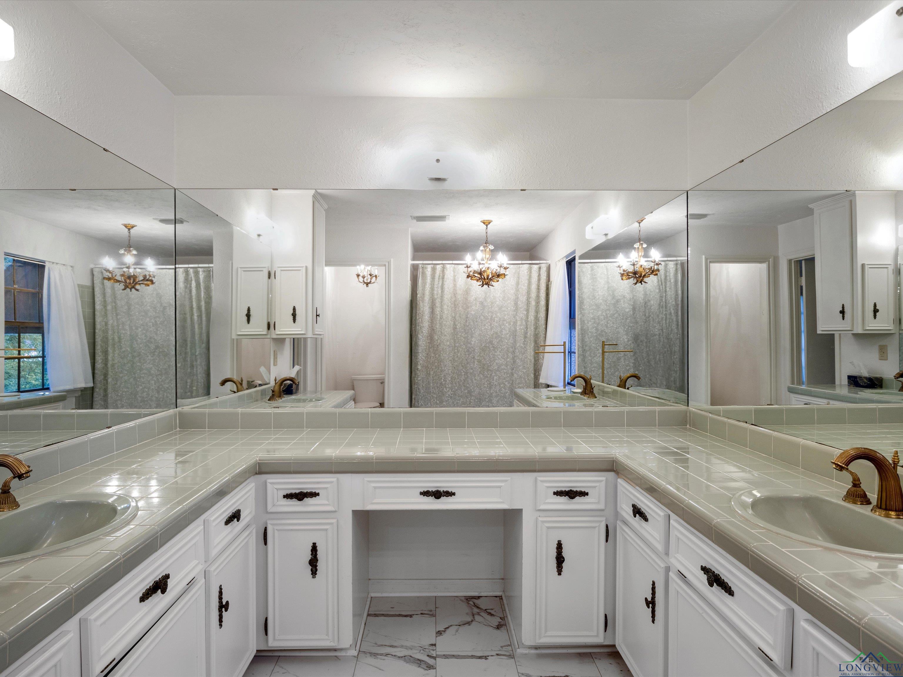300 Cumberland Lane, Henderson, Texas image 26
