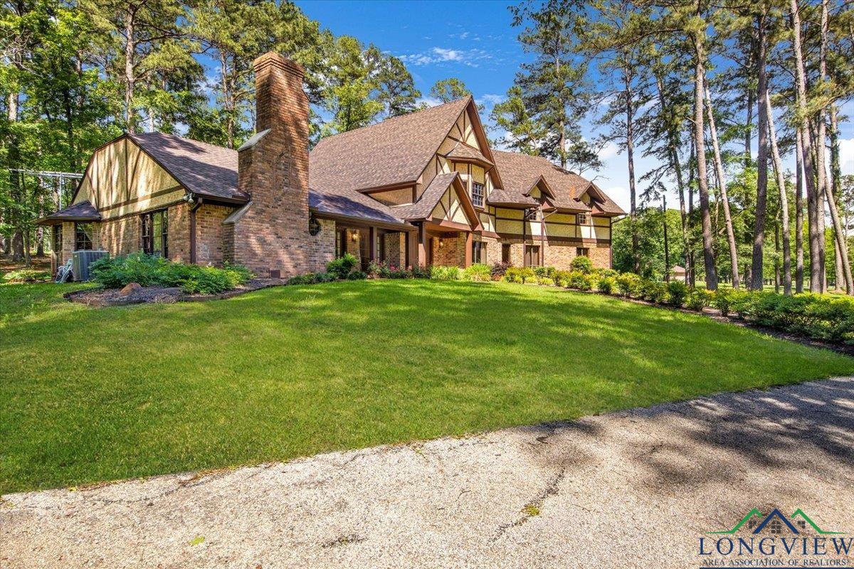 300 Cumberland Lane, Henderson, Texas image 3