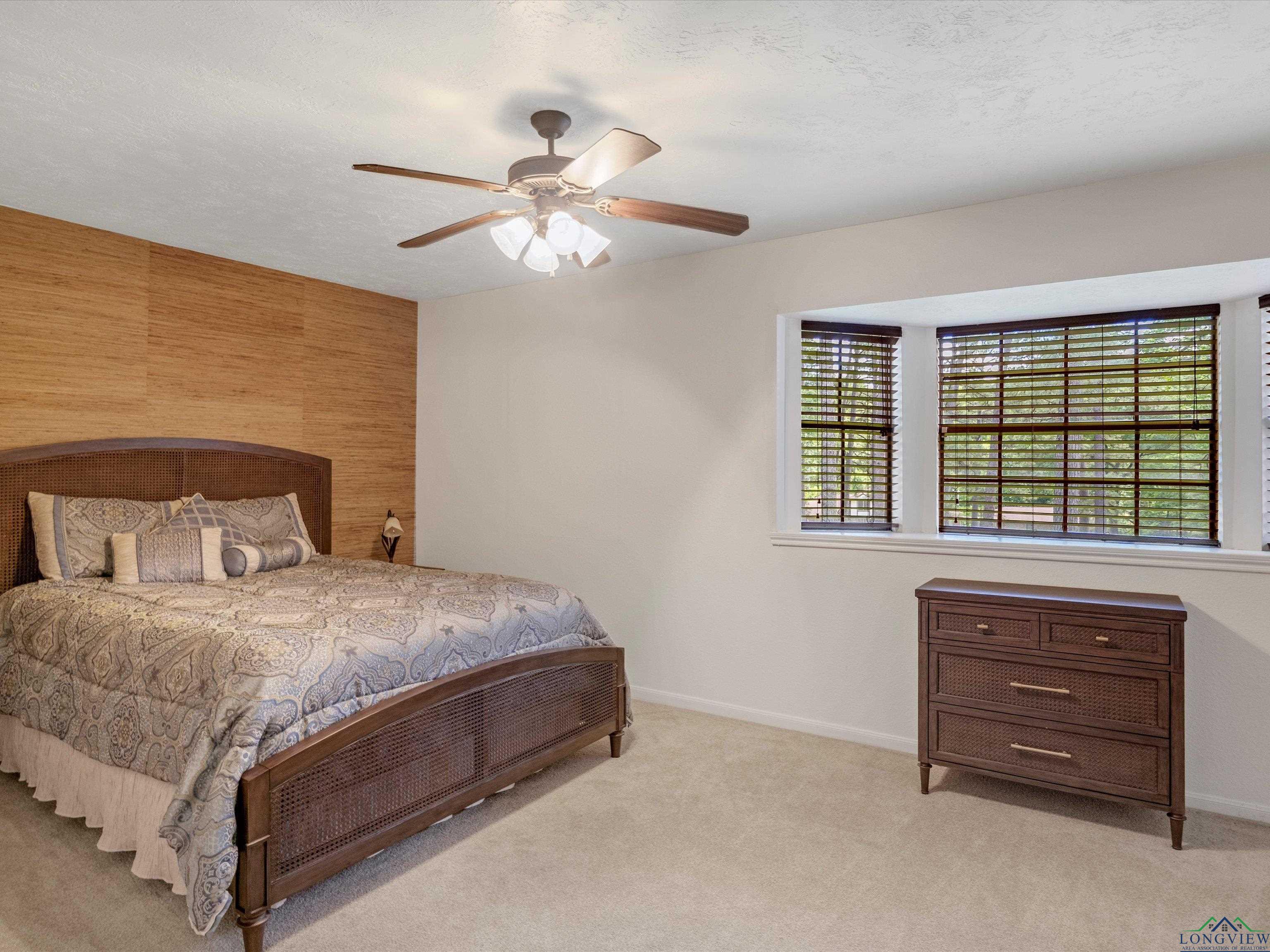 300 Cumberland Lane, Henderson, Texas image 18
