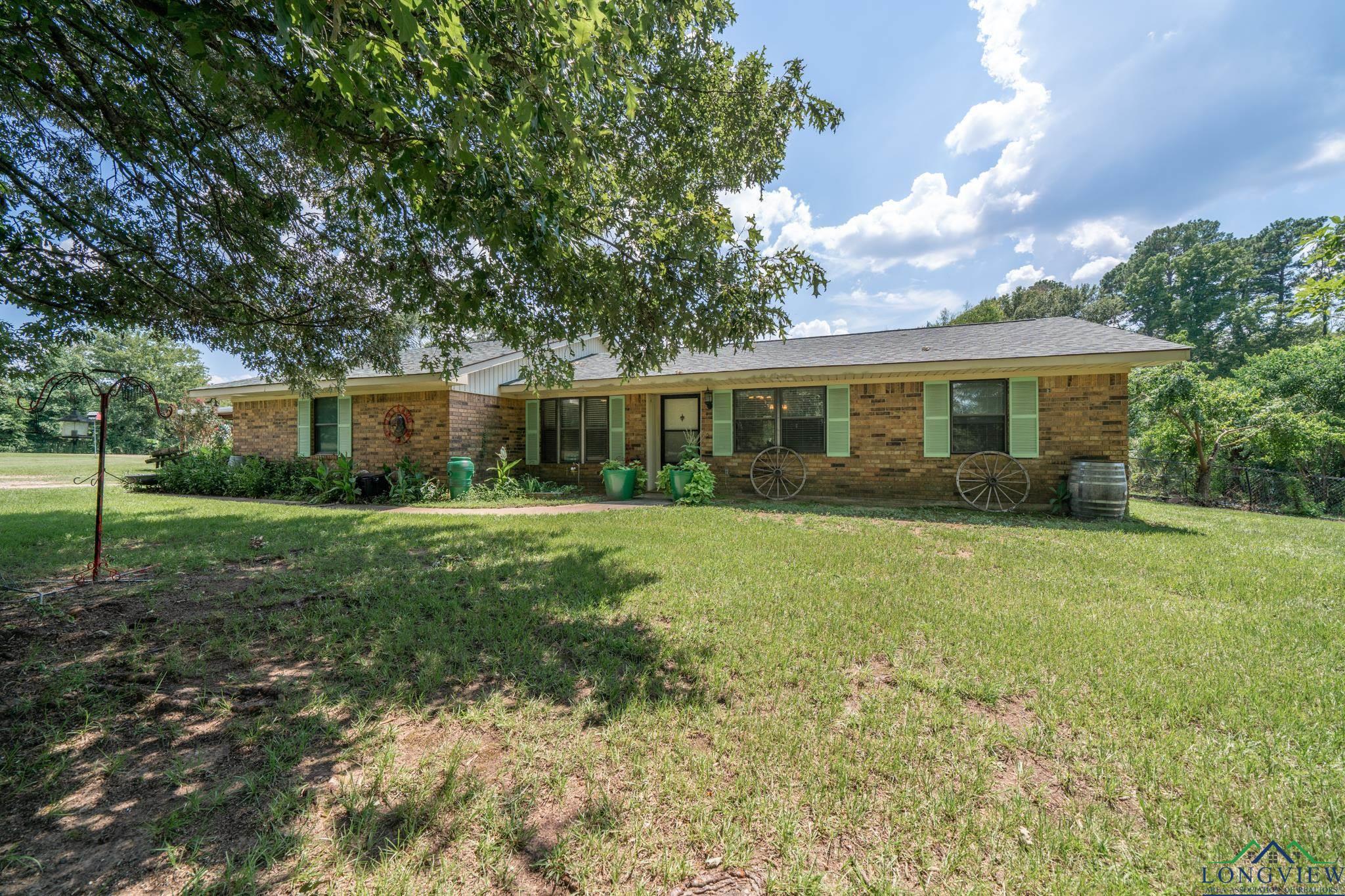 245 County Road 227, Carthage, Texas image 1